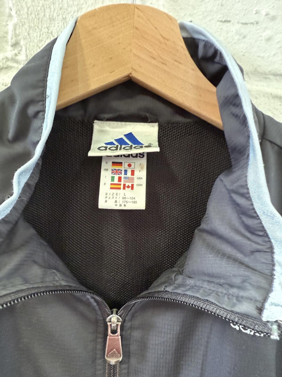 Adidas Adidas Short Sleeve Windbreaker Jacket Size US L / EU 52-54 / 3 - 4 Thumbnail