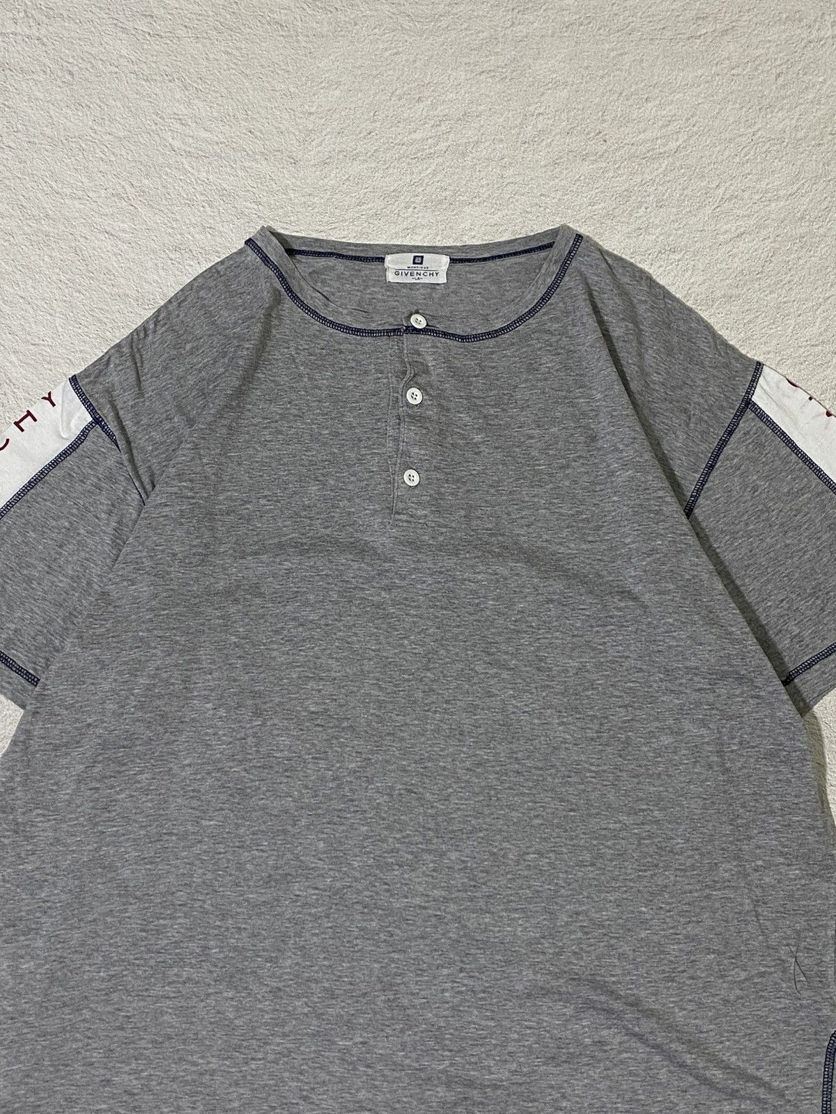 Givenchy RARE ❤️‍🔥 Vintage Monsieur Givenchy TShirt Size US XL / EU 56 / 4 - 3 Thumbnail