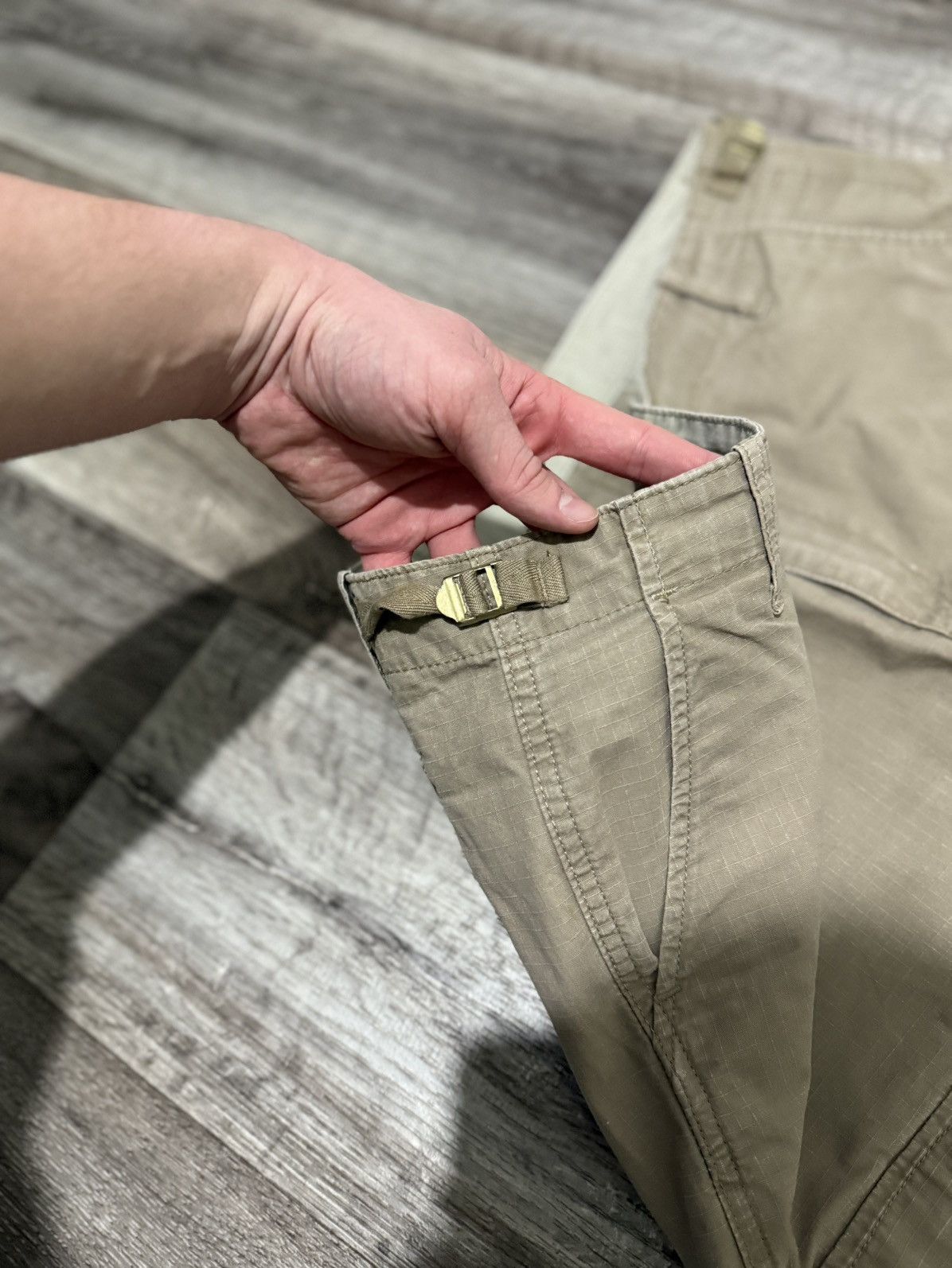 Carhartt CARHARTT MILITARY CARGO PANTS MEN’S ARMY CLASSIC DISTRESSED Size US 34 / EU 50 - 11 Thumbnail