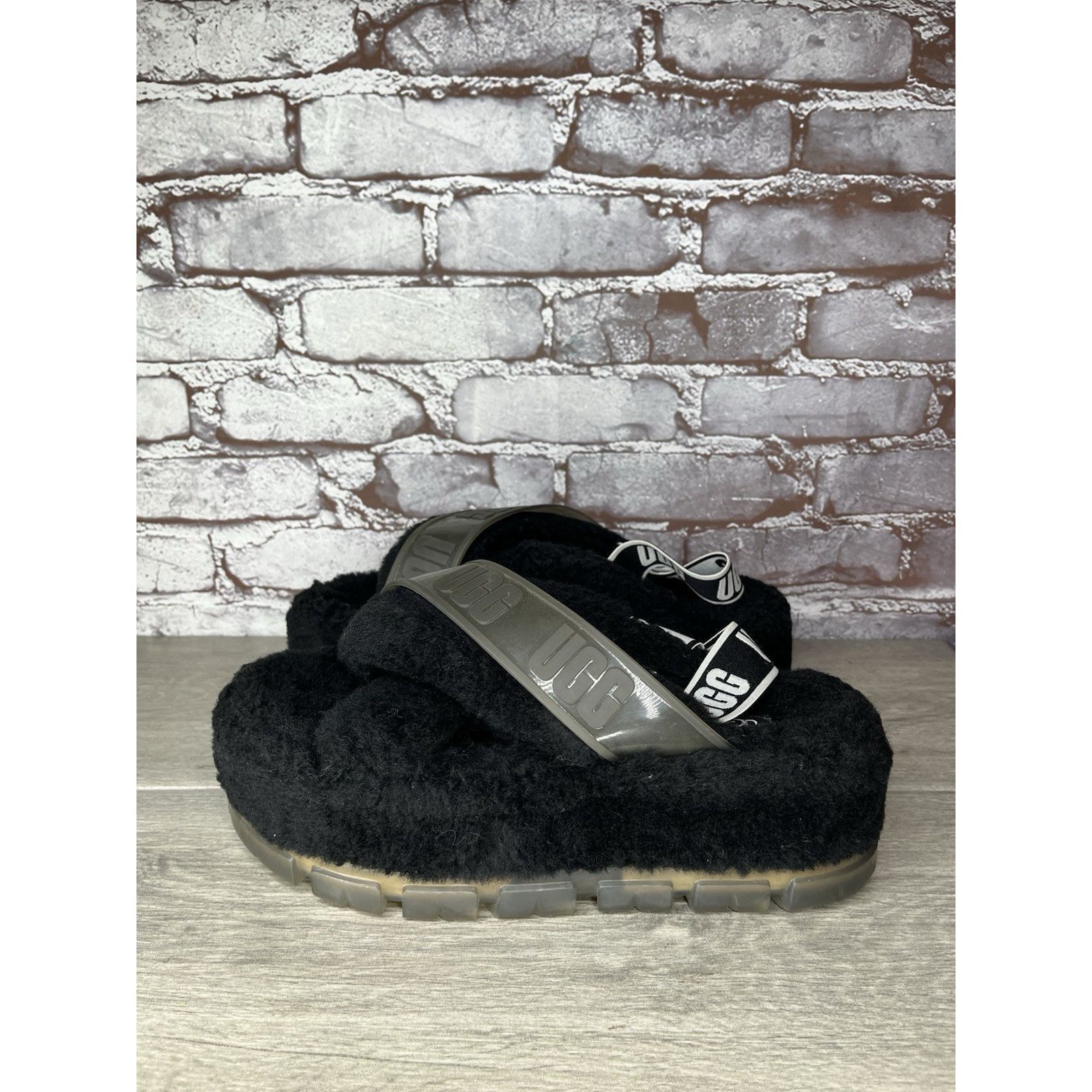 Ugg UGG Fuzzita Black Fur Slingback Slipper Platform Sandals Wom Size US 10 / IT 40 - 17 Thumbnail