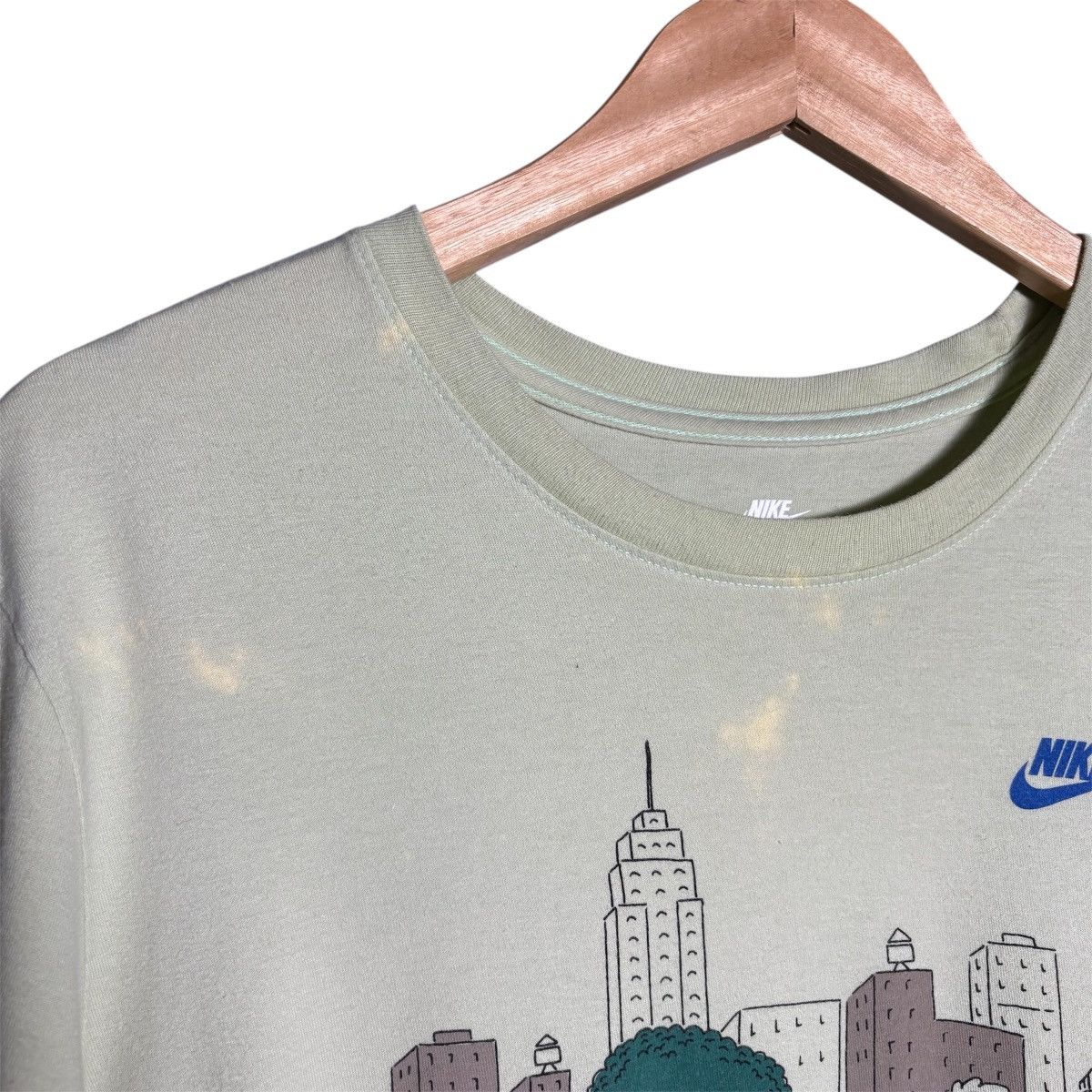 Nike Nike New York City Tee / Y2K Size US L / EU 52-54 / 3 - 7 Thumbnail