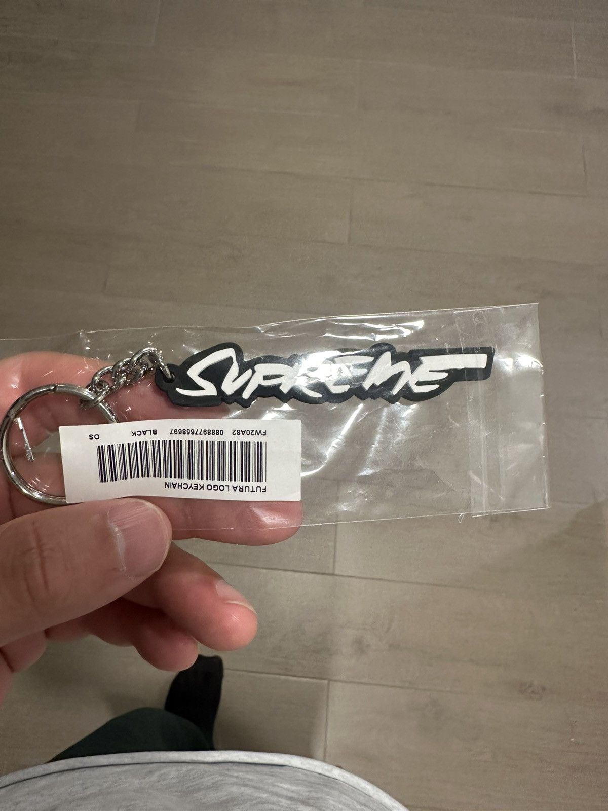 Supreme Supreme Futura Keychain Size ONE SIZE - 1 Thumbnail