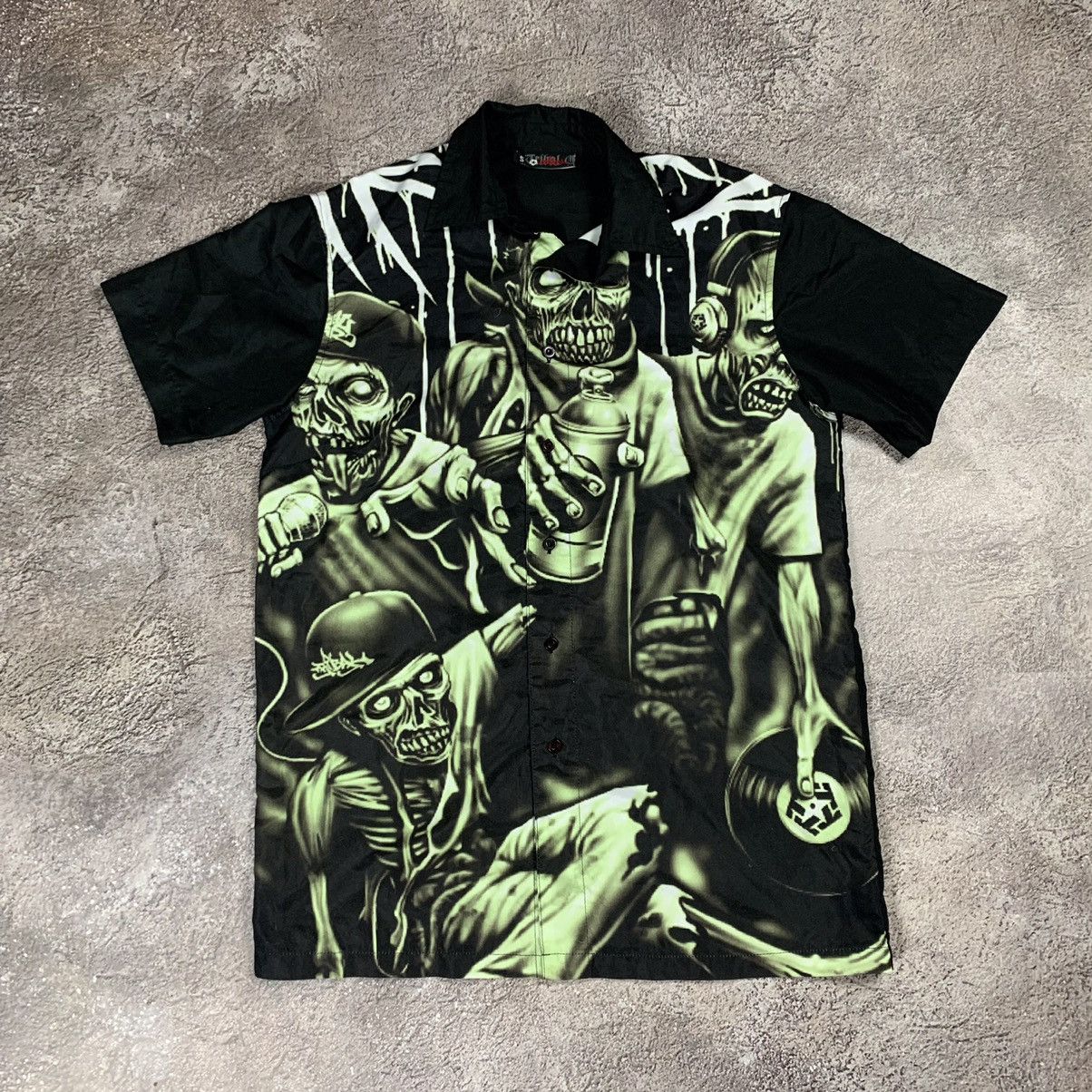 Vintage Vintage 90s Y2K Skull Graphic Tee Streetwear Dark Punk S Size US S / EU 44-46 / 1 - 1 Thumbnail