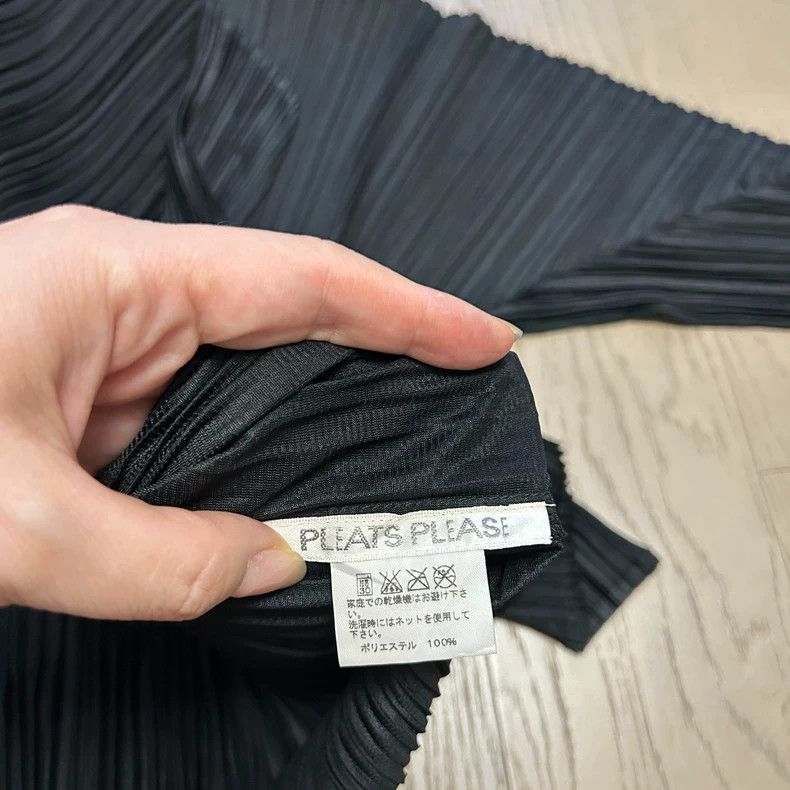 Other Issey Miyake/三宅一生 size:3 Black cardigan Size XS / US 0-2 / IT 36-38 - 2 Thumbnail