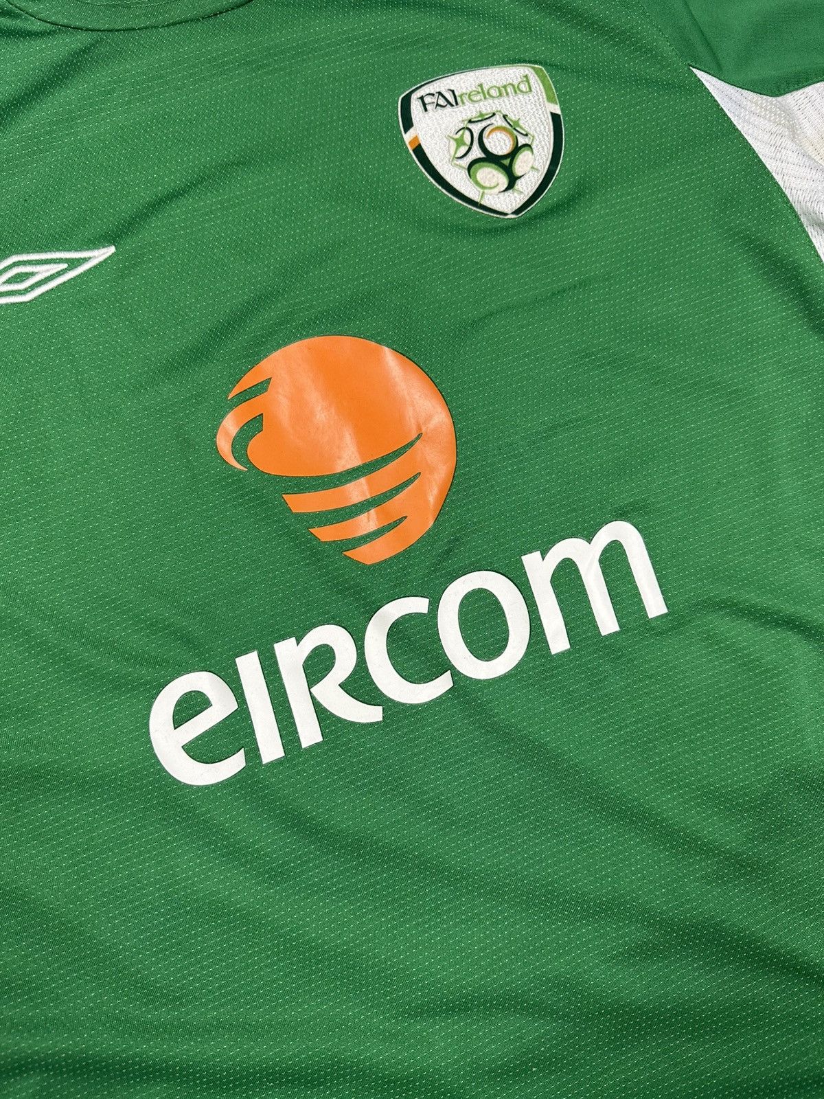 Umbro Umbro x Ireland 2004/2006 Home Jersey Shirt Size US S / EU 44-46 / 1 - 5 Thumbnail
