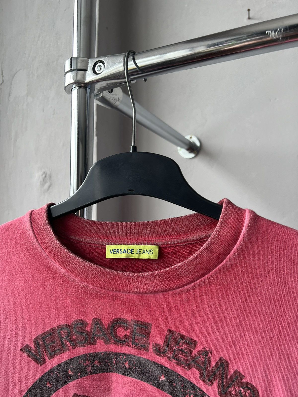 Versace Jeans Couture Versace Jeans MENS PINK BIG LOGO FADED SWEATSHIRT SIZE M Size US M / EU 48-50 / 2 - 7 Thumbnail