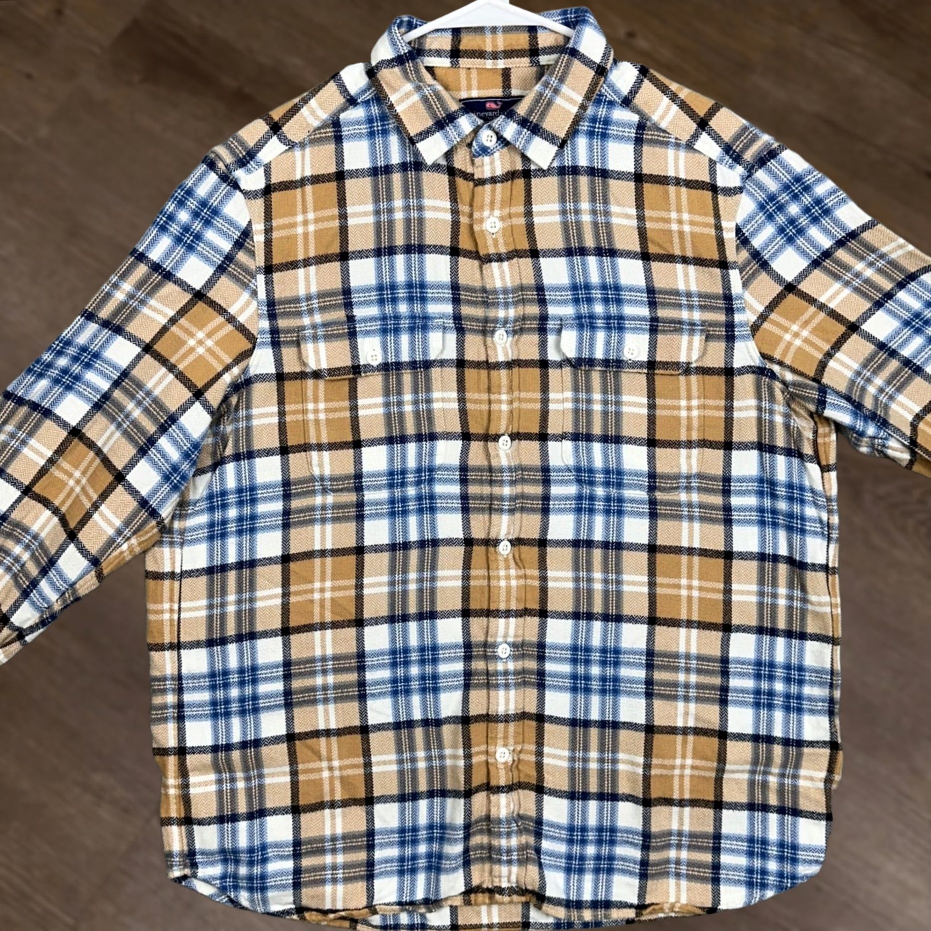 Vineyard Vines Vineyard Vines Shirt Mens Large Tan Blue Flannel Herringbone Plaid Button Up EUC Size US L / EU 52-54 / 3 - 1 Thumbnail