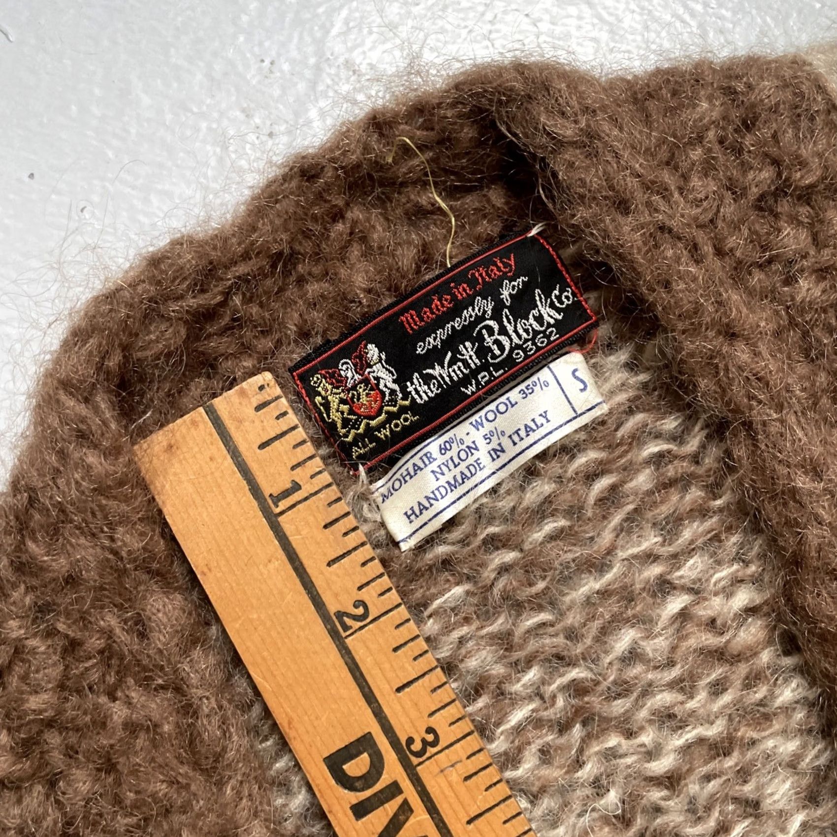 Vintage Specificity: "Shaggy Rockabilly” adds more descriptive details Size US S / EU 44-46 / 1 - 6 Thumbnail