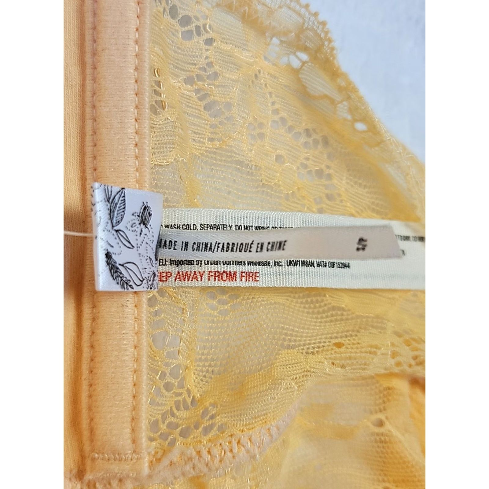 Free People Free People Yellow Lace Bandeau Bralette S Strapless Boho NWT Size ONE SIZE - 6 Thumbnail