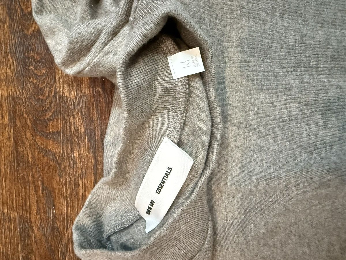 Essentials Classic essential T-shirt Size US M / EU 48-50 / 2 - 1 Thumbnail