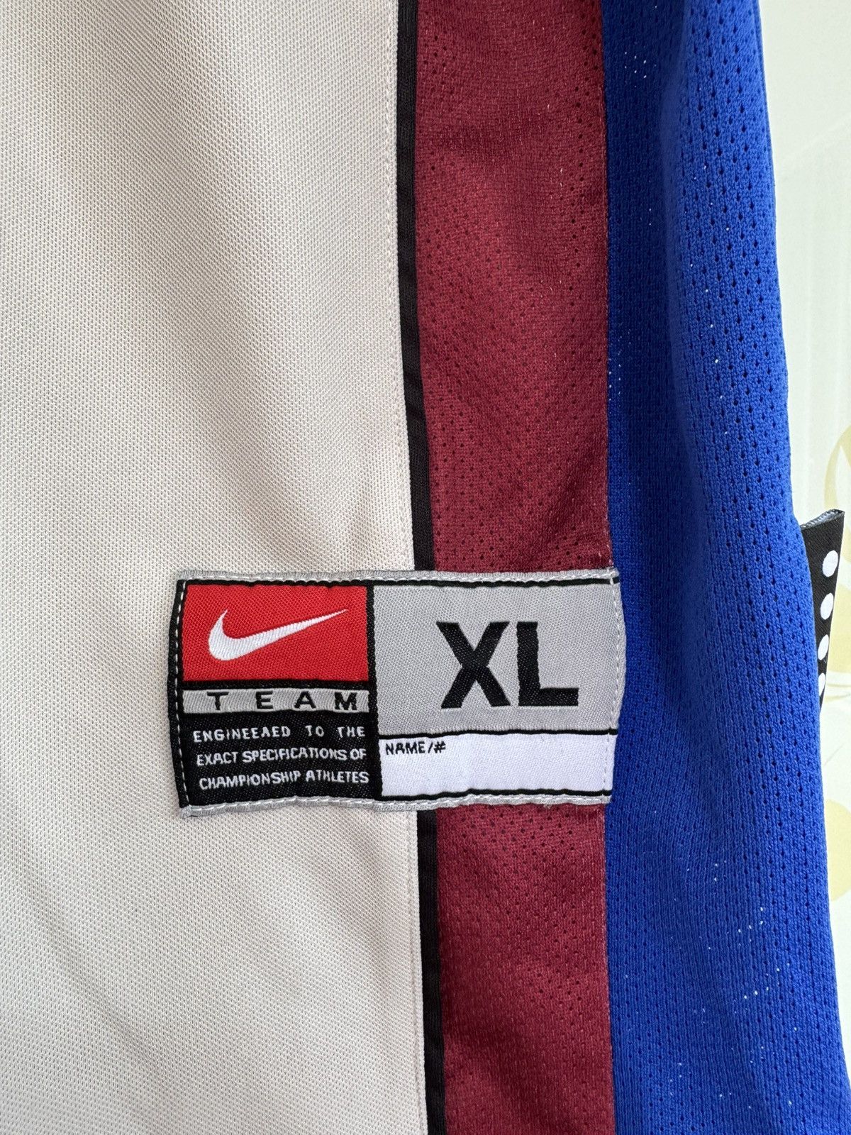 Nike Vintage Guardiola #4 Barcelona 1998-2001 Away Soccer Jersey Size US XL / EU 56 / 4 - 12 Thumbnail