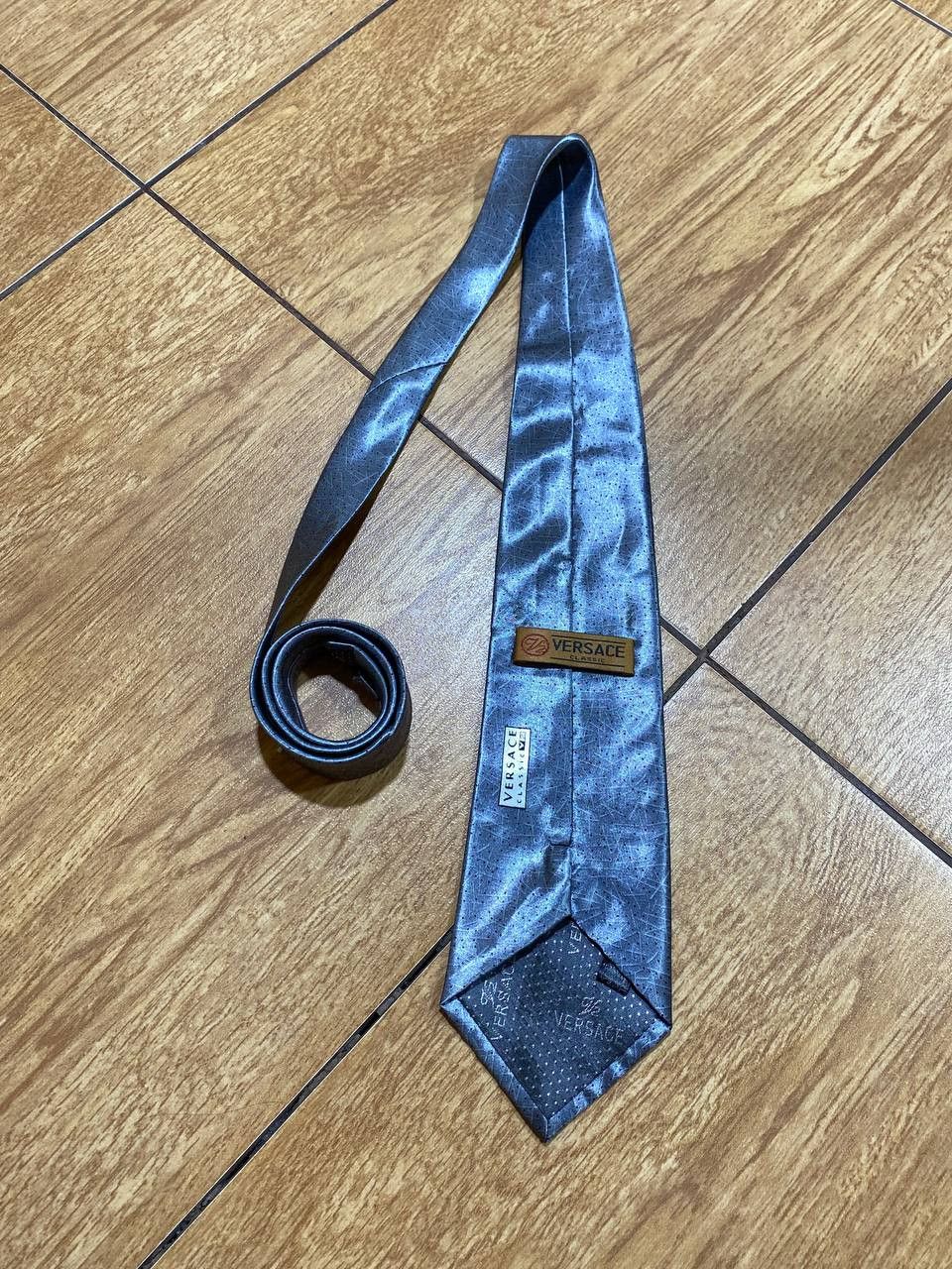 Versace VINTAGE Tie VERSACE CLASSIC LUXURY Y2K Size ONE SIZE - 8 Thumbnail