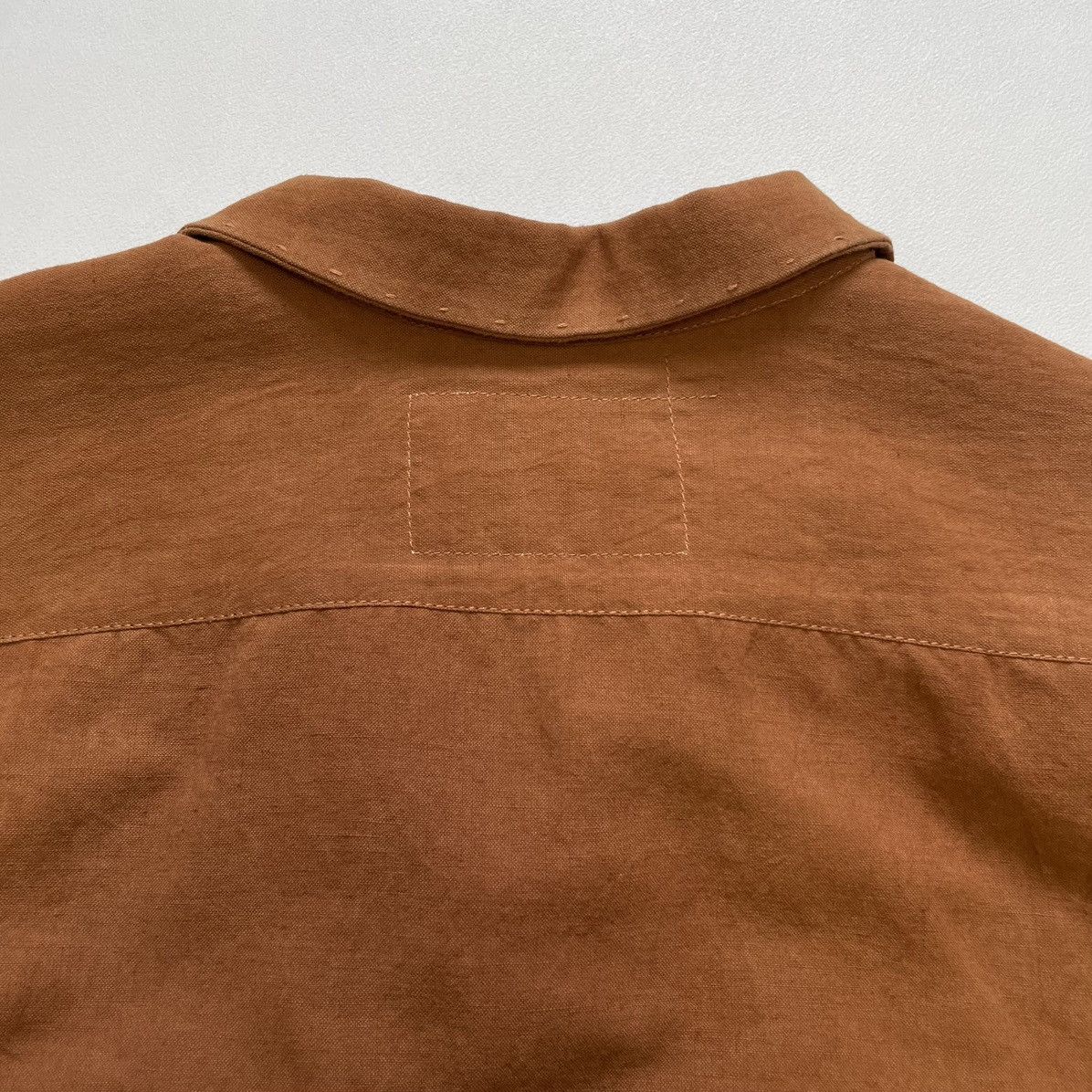 Story Mfg. Brown Linen ‘Leaf Patch Details’ Shirt Size US M / EU 48-50 / 2 - 18 Thumbnail