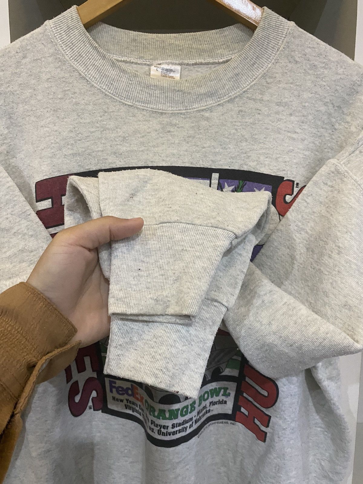 Vintage Vintage Fedex Orange Bowl Sweatshirt Size US S / EU 44-46 / 1 - 9 Thumbnail