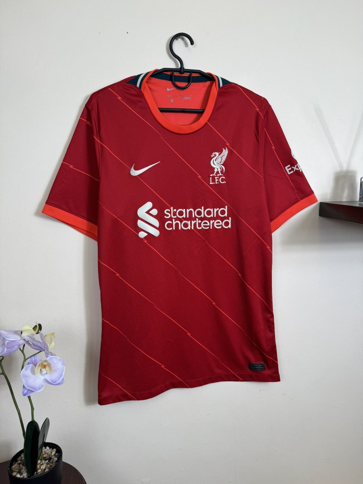 Nike Nike Liverpool Jersey 2021-22 #6 Thiago Home Kit Soccer L Size US L / EU 52-54 / 3 - 5 Thumbnail