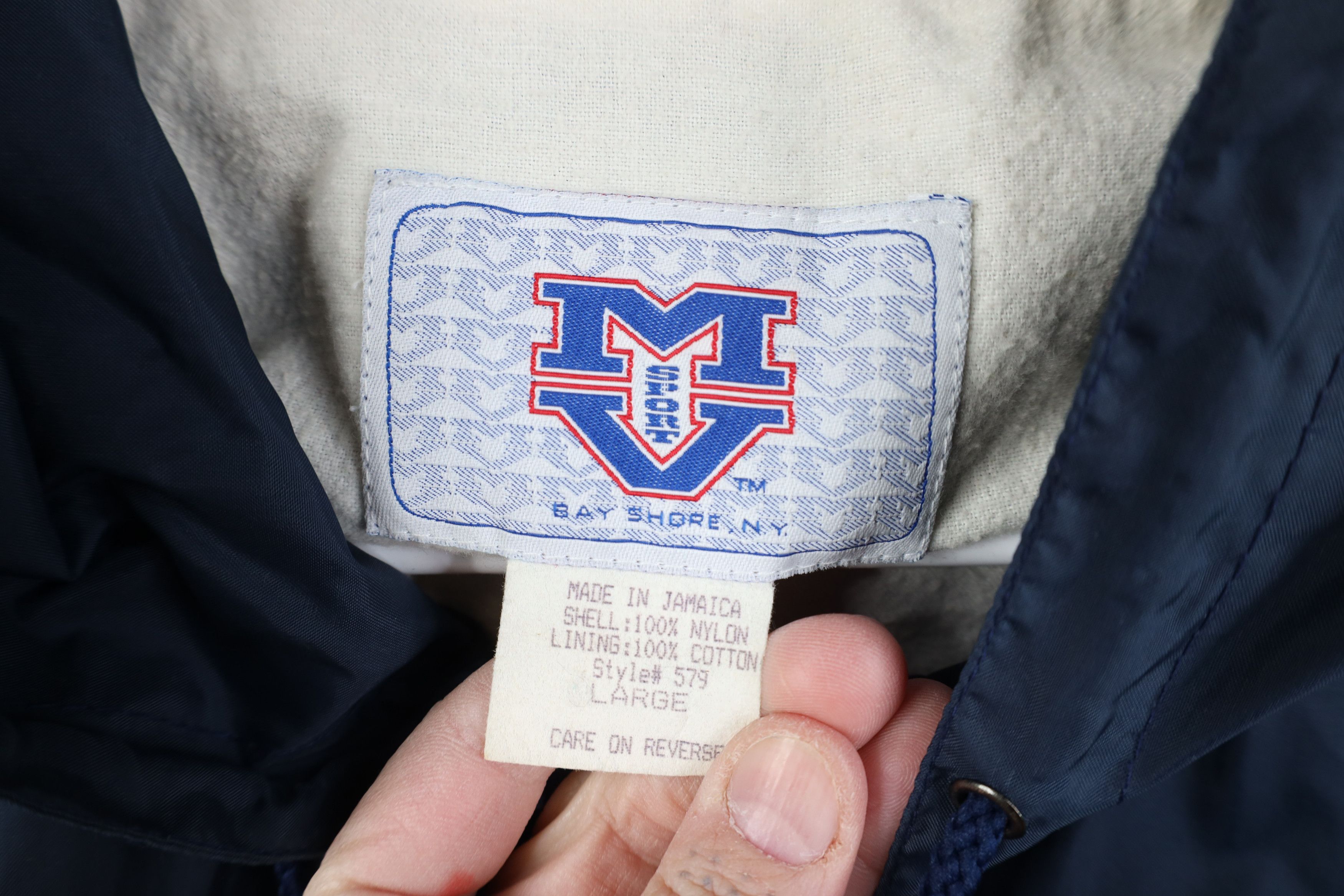 Vintage Vintage 90s WPVFTV NYPD Blue TV Show Lined Hooded Jacket USA Size US L / EU 52-54 / 3 - 9 Thumbnail
