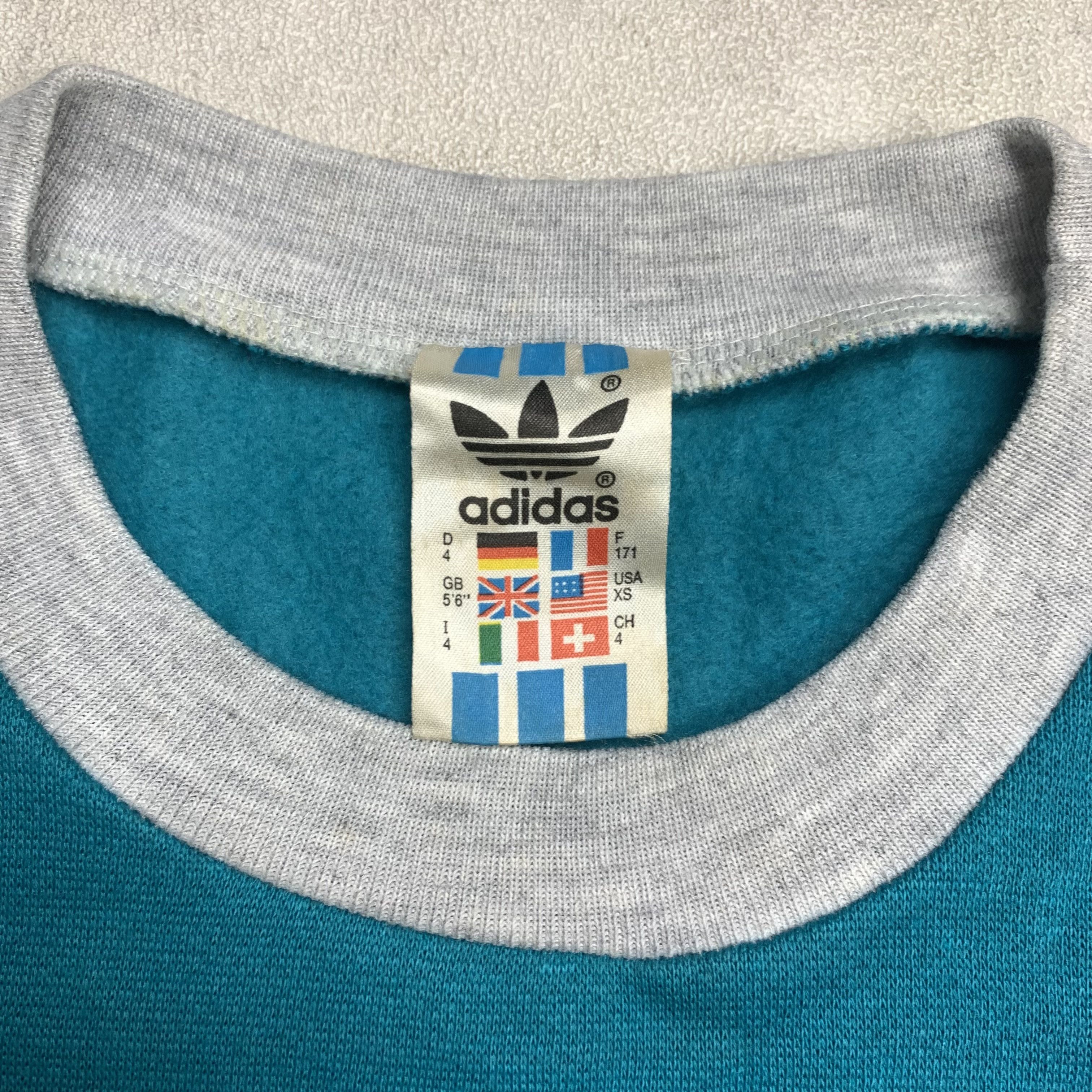 Adidas Vintage 90s Adidas Sweatshirt Crewneck Size US S / EU 44-46 / 1 - 5 Thumbnail
