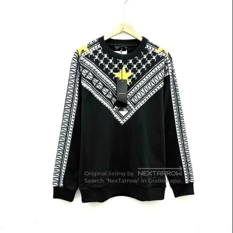 Givenchy Givenchy Yellow Star Printed Long Sleeve Hoodie Size US L / EU 52-54 / 3 - 1 Thumbnail