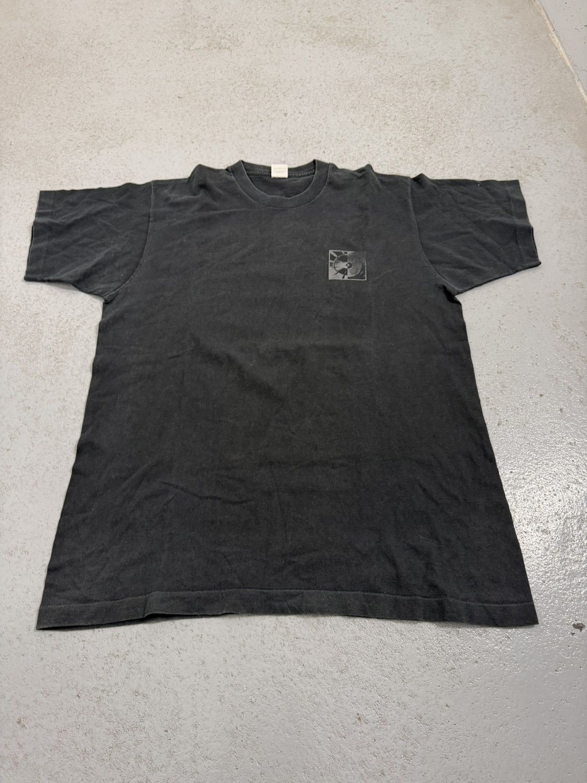 Band Tees Vintage 90s Bassline Records Promo Single Stitch T-Shirt Size US XL / EU 56 / 4 - 4 Thumbnail