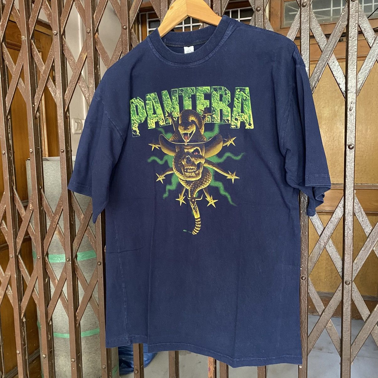 Band Tees Vintage Pantera "The Great Southern Trendkill" T-shirt Size US L / EU 52-54 / 3 - 2 Thumbnail