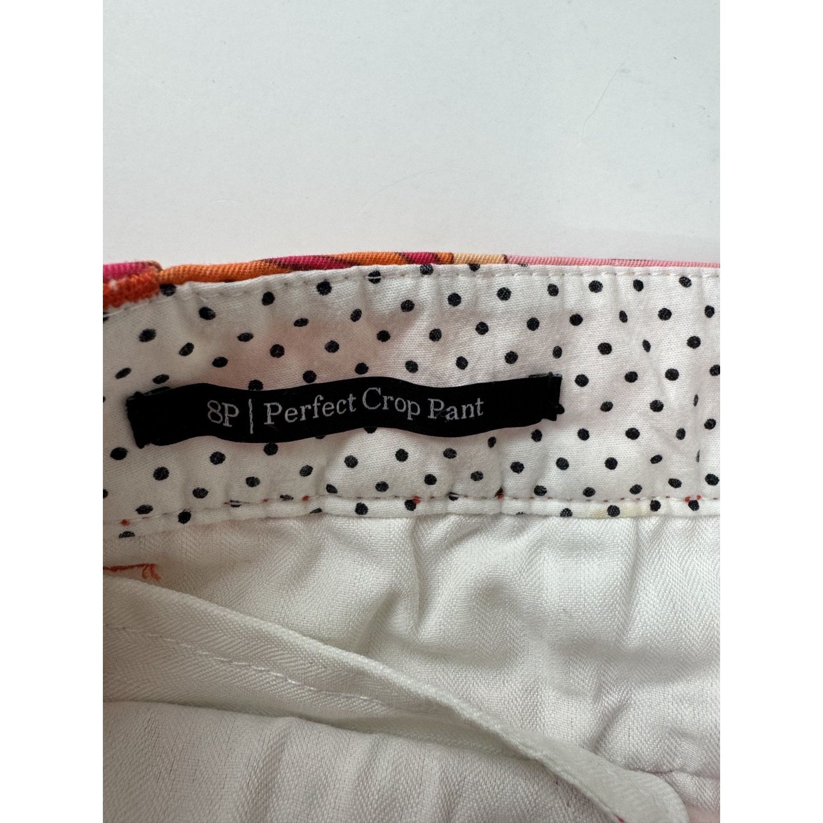 Talbots Talbots Perfect Crop Pants Tossed Flower Orange Pink 8P Size 30" / US 8 / IT 44 - 8 Thumbnail