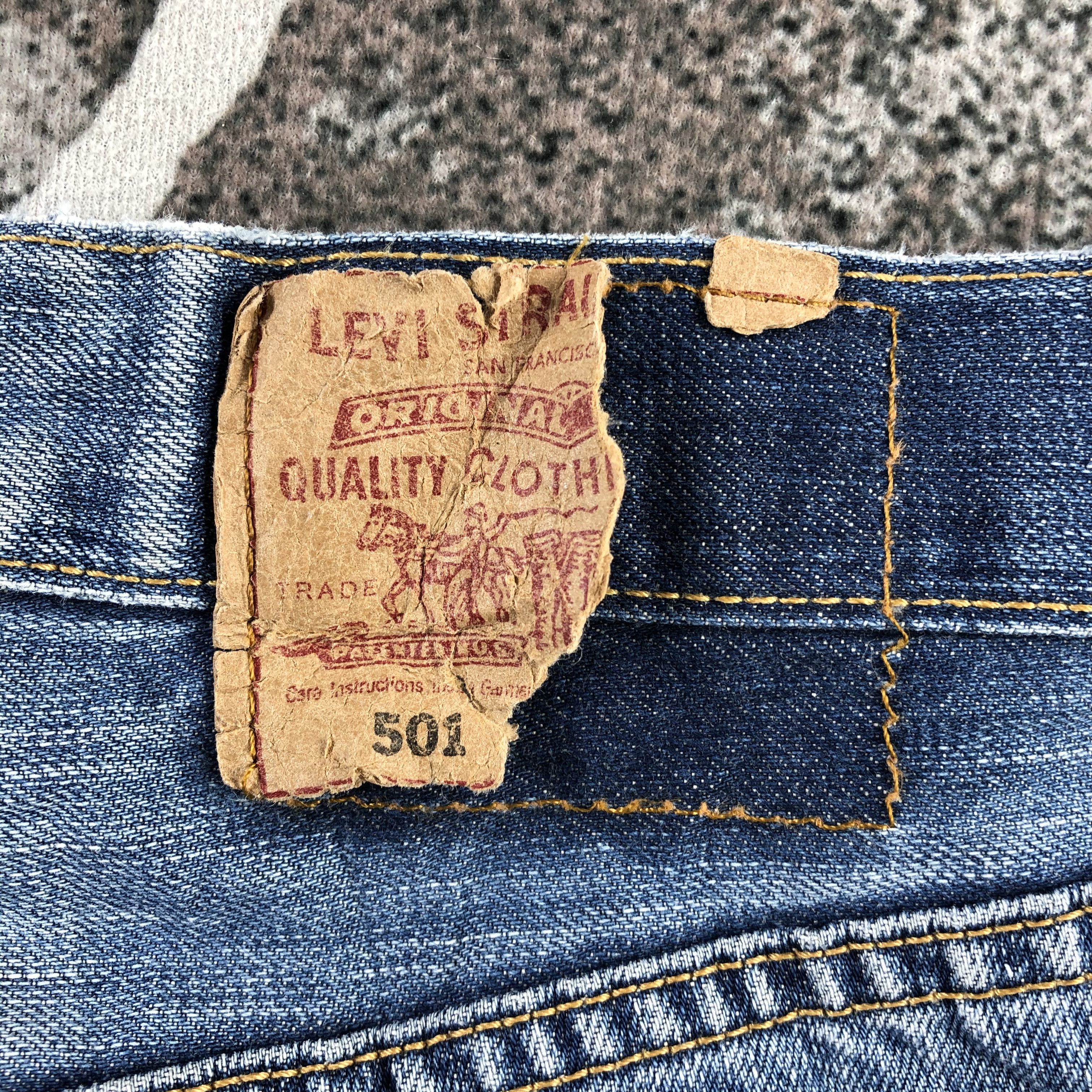 Levi's Vintage Levis 501 Jeans Faded Blue Denim KJ1292 Size US 32 / EU 48 - 5 Thumbnail