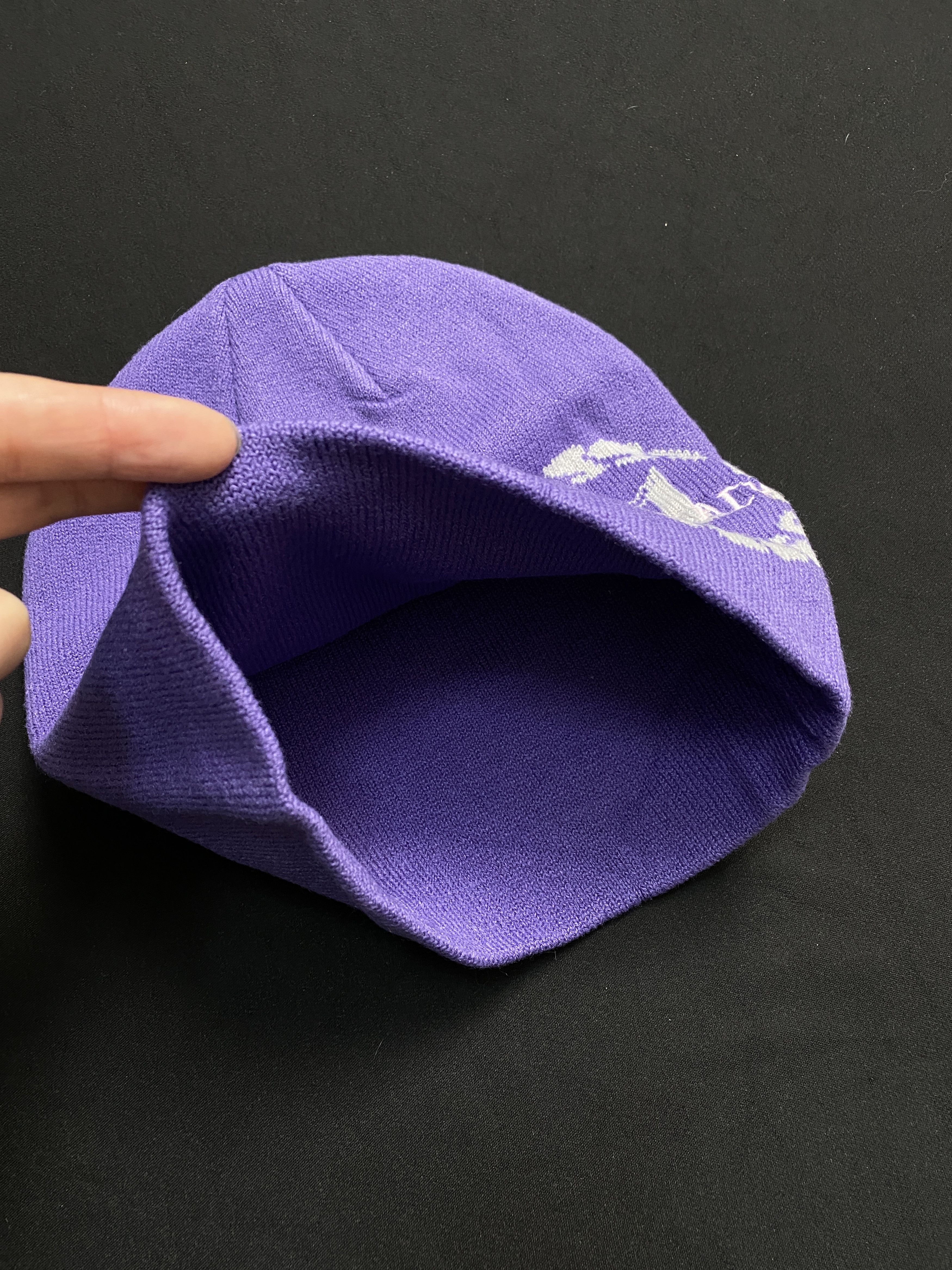 Japanese Brand Lost Intricacy Logo Full Circle Snake Knit Purple Beanie OS Size ONE SIZE - 3 Thumbnail
