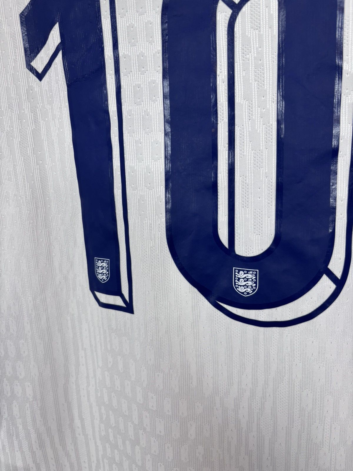 Nike Nike England 2024 Home Sterling #10 Football Soccer Jersey Size US S / EU 44-46 / 1 - 19 Thumbnail