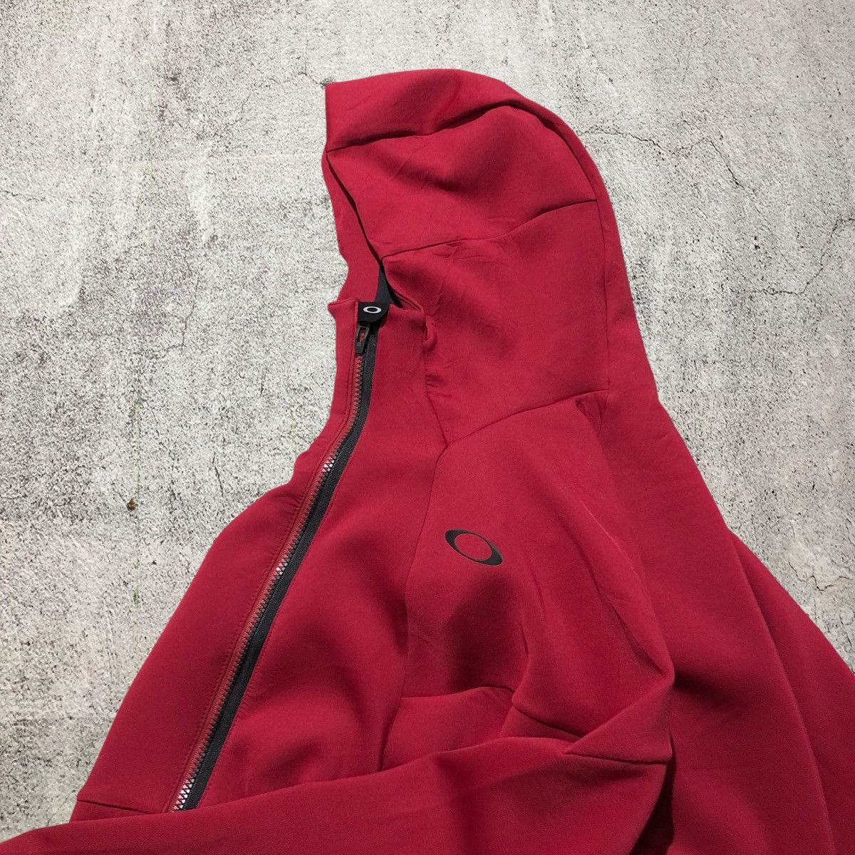 Oakley 2000s Oakley Logo Outdoor Tech Softshell Jacket Ziphoodie Size US L / EU 52-54 / 3 - 3 Thumbnail