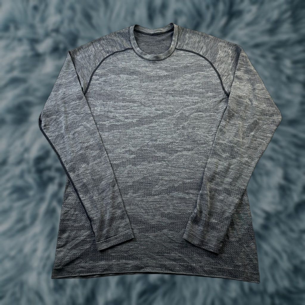 Lululemon Lululemon Shirt Mens Medium Gray Metal Vent Tech Camouflage Performance Tee Size US M / EU 48-50 / 2 - 1 Thumbnail