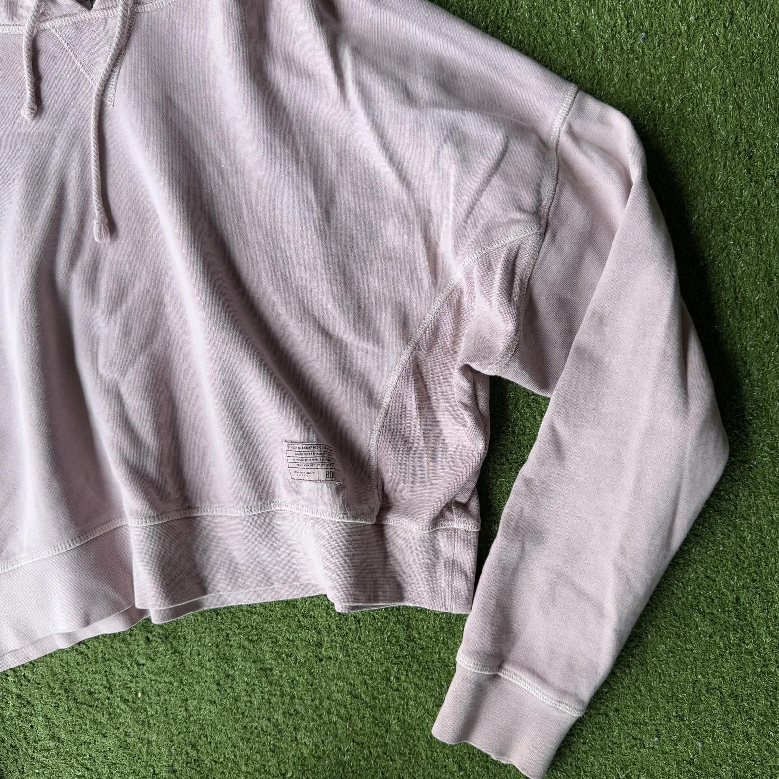 Bdg BDG Cropped Pink Sweatshirt – Cozy Vintage Athleisure Size ONE SIZE - 2 Thumbnail