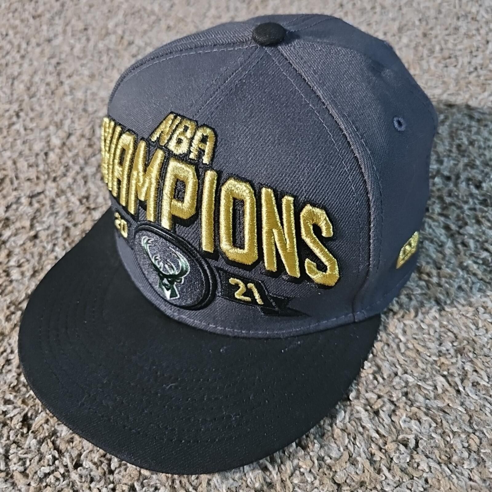 Other New Era 9FIFTY Milwaukee Bucks 2021 NBA Champions Snapback Size ONE SIZE - 1 Thumbnail