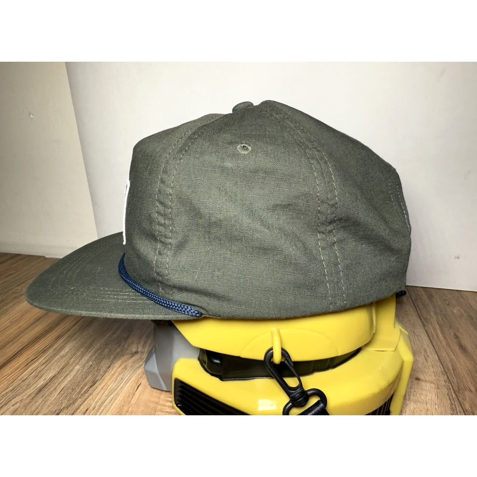 Helly Hansen VINTAGE Helly Hansen Army Green Adjustable Panel Patch Hat Trucker SnapBack Men Adjustable Green Army Baseball Cap Mens Size ONE SIZE - 4 Thumbnail