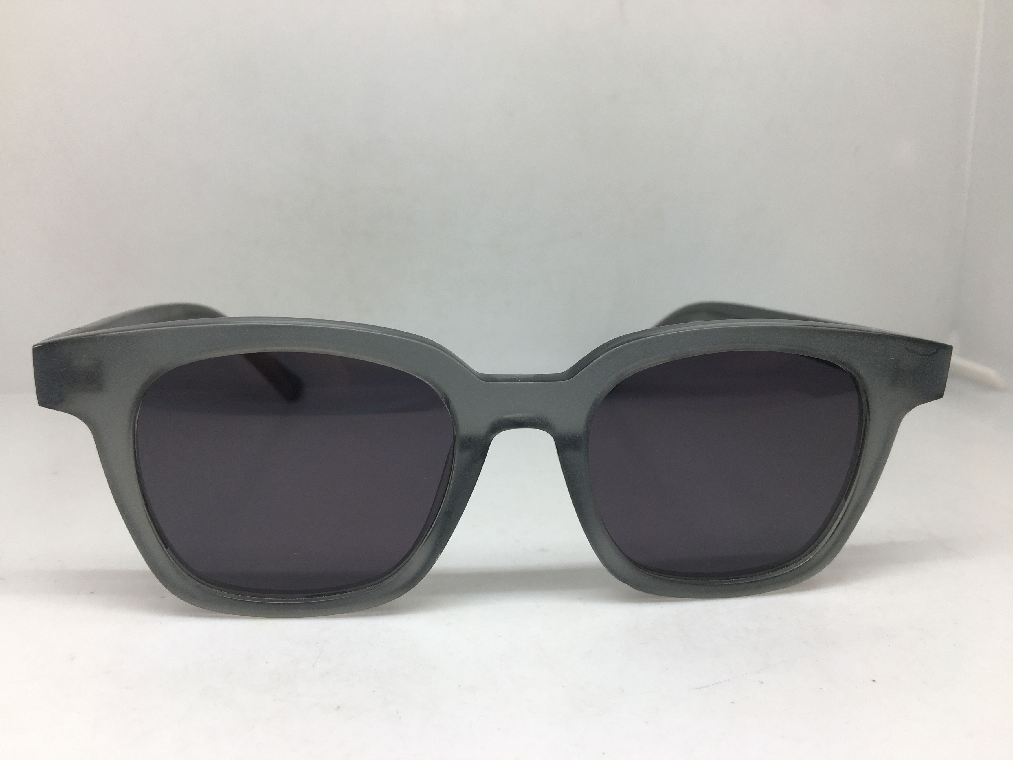 Other Gobi Amsterdam Basin Matte Clear Gray Sunglasses Frame Size ONE SIZE - 1 Thumbnail