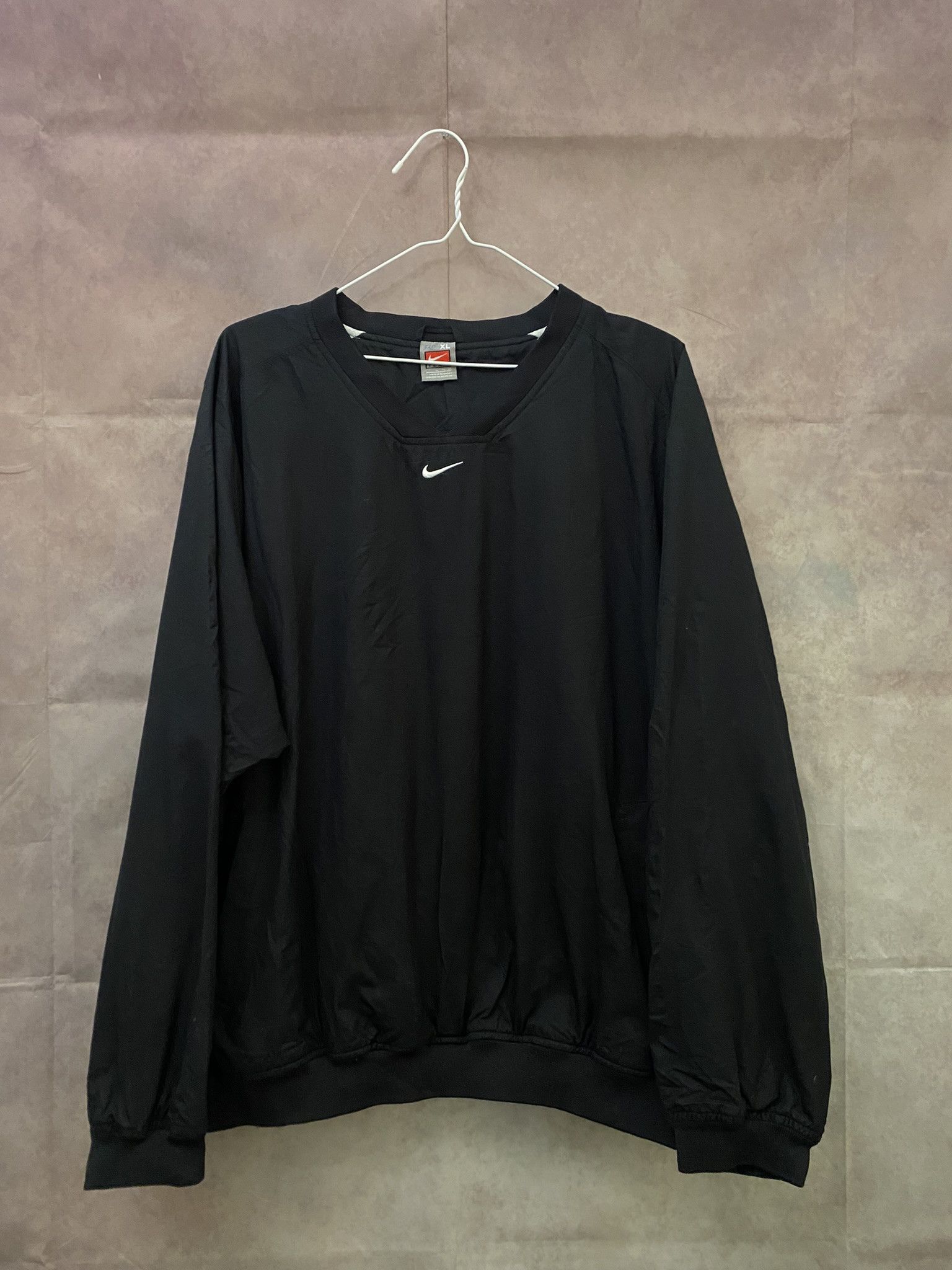 Oakley × Vintage Oakley center logo sweatshirt | Grailed