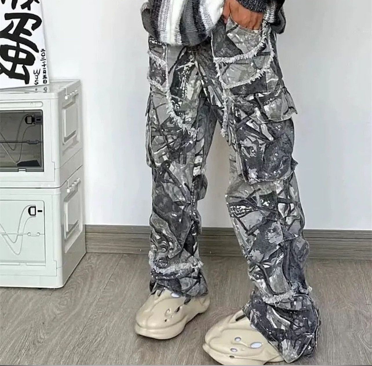 Japanese Brand Flared Camo Jeans Cargo Pants Size US 30 / EU 46 - 1 Thumbnail