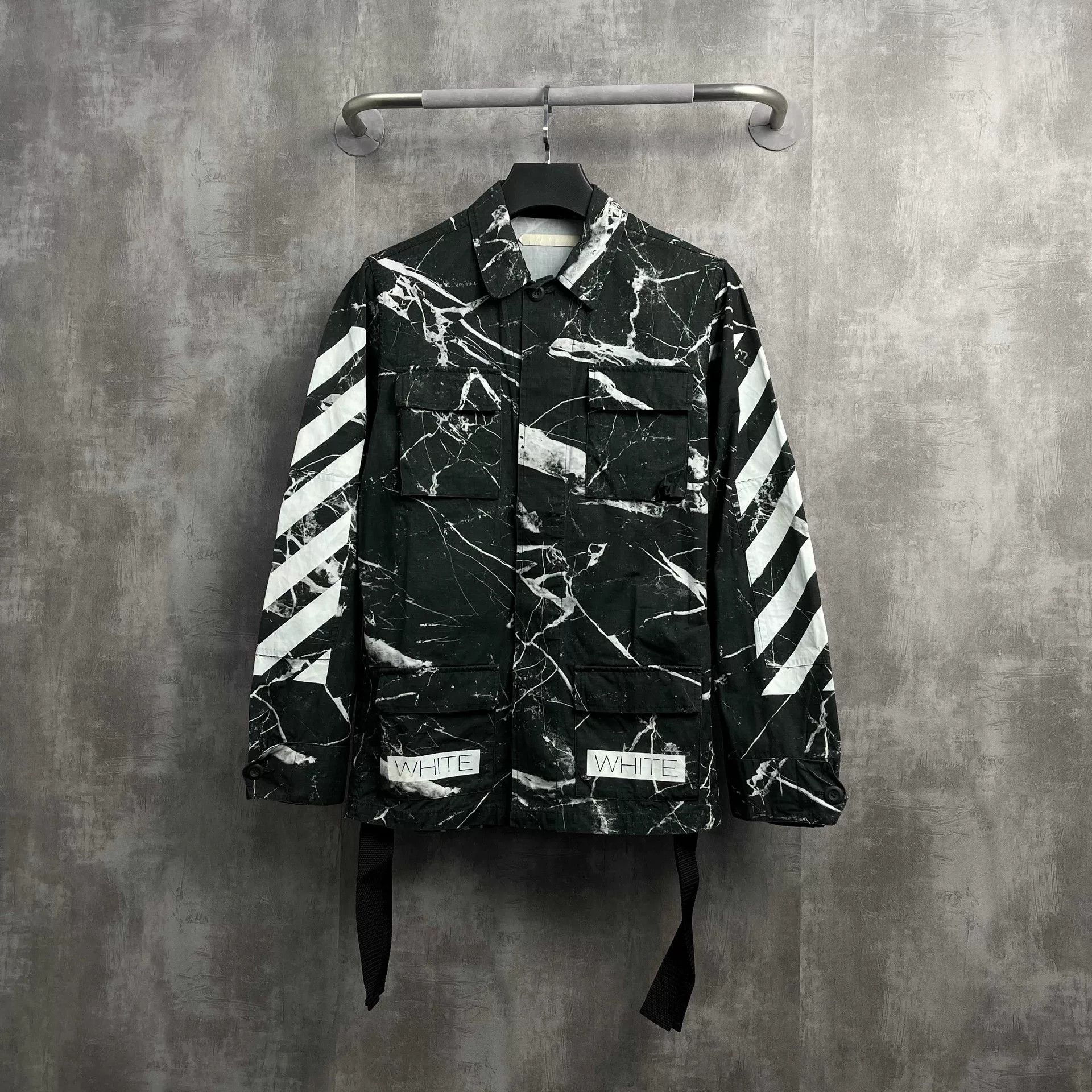 Off-White Off-White Marble Letter Logo Jacket Size US XXS / EU 40 - 1 Thumbnail