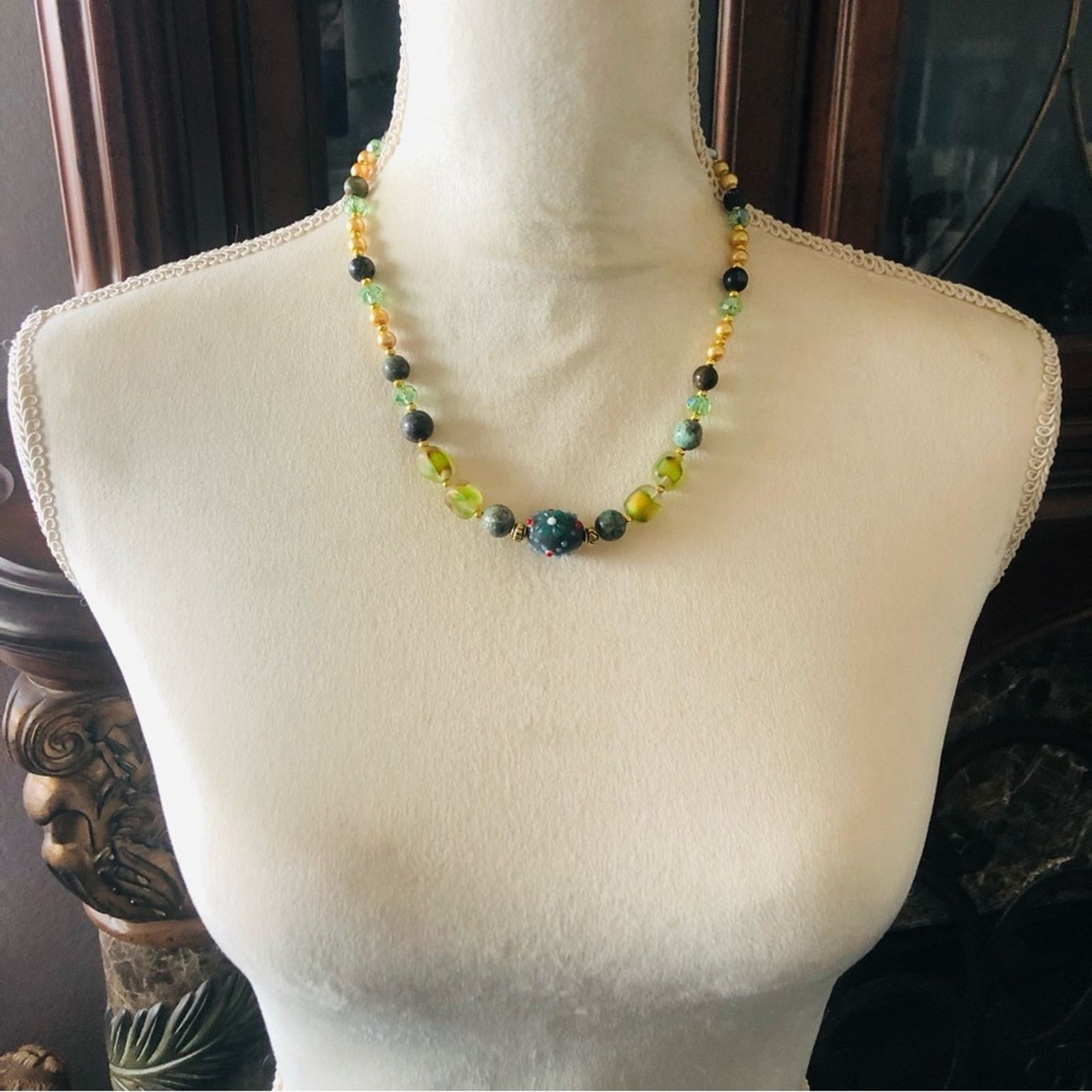 Handmade Handcrafted vintage glass lamplight stone necklace Size ONE SIZE - 4 Thumbnail