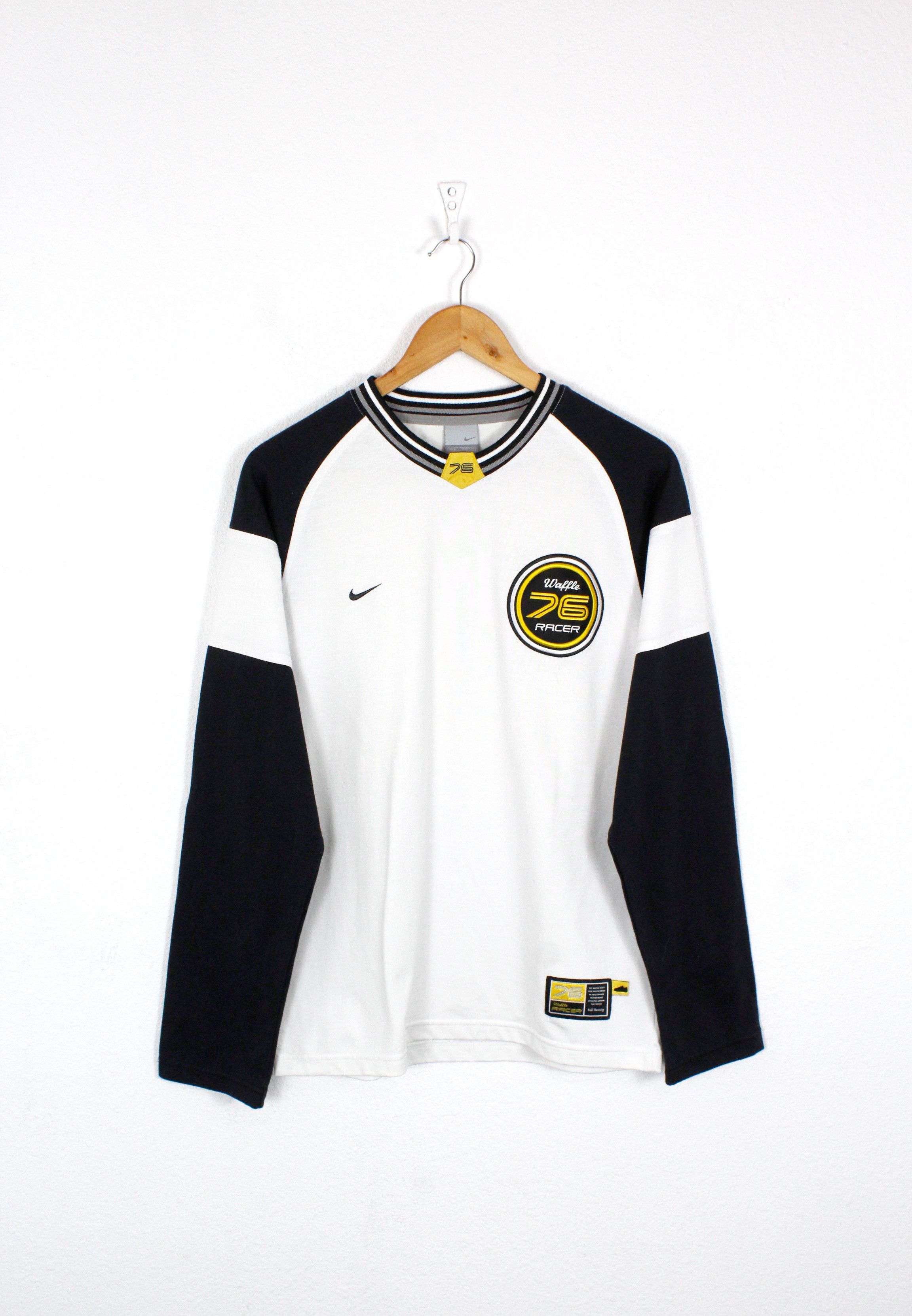 Nike Vintage Nike Swoosh 76 Waffle Racer LS Tee T-shirt Y2K 90s Size US M / EU 48-50 / 2 - 1 Thumbnail