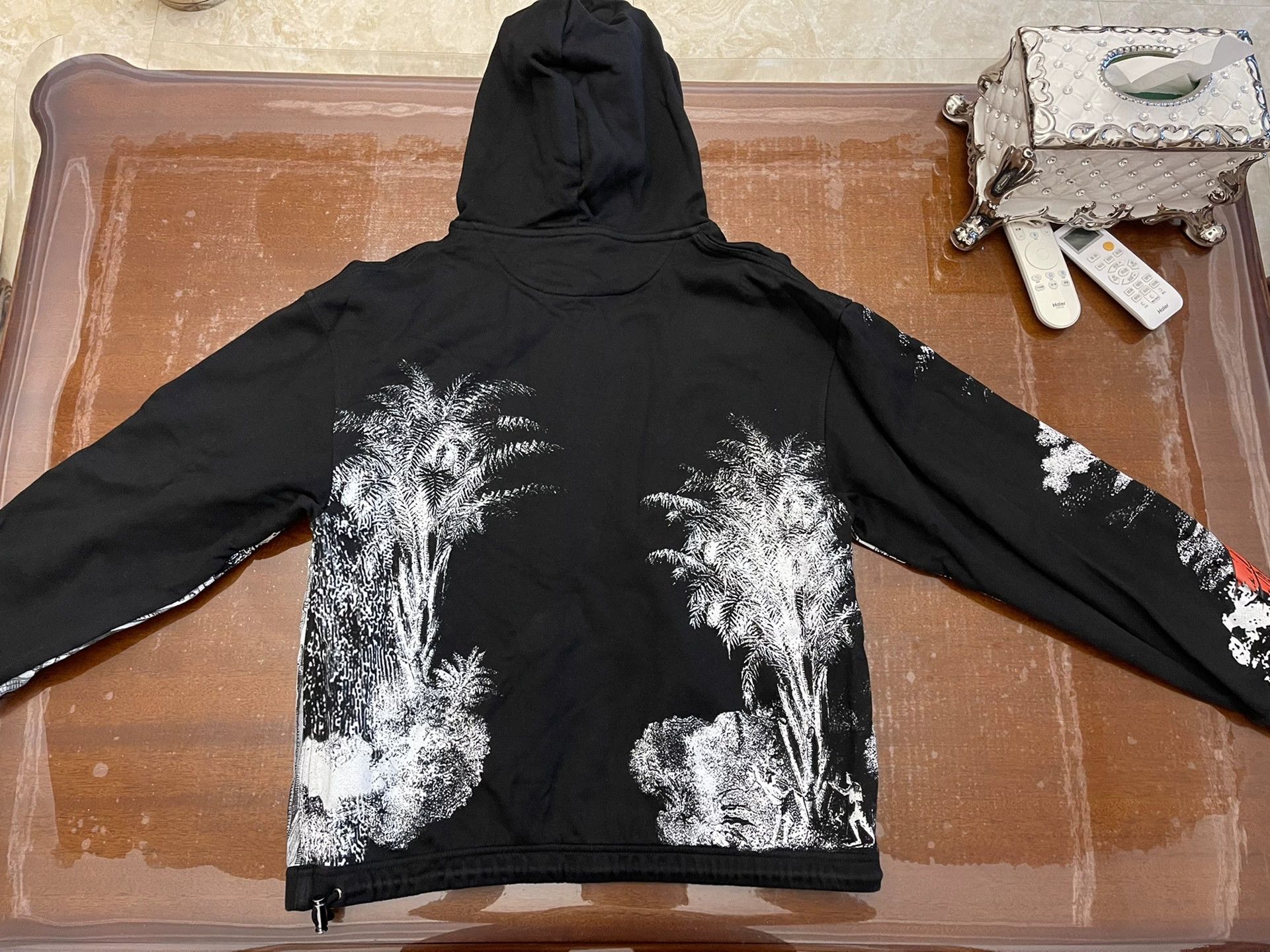 Valentino Valentino 95 New Runway Sweatshirt M (185/96A) Size US M / EU 48-50 / 2 - 4 Thumbnail