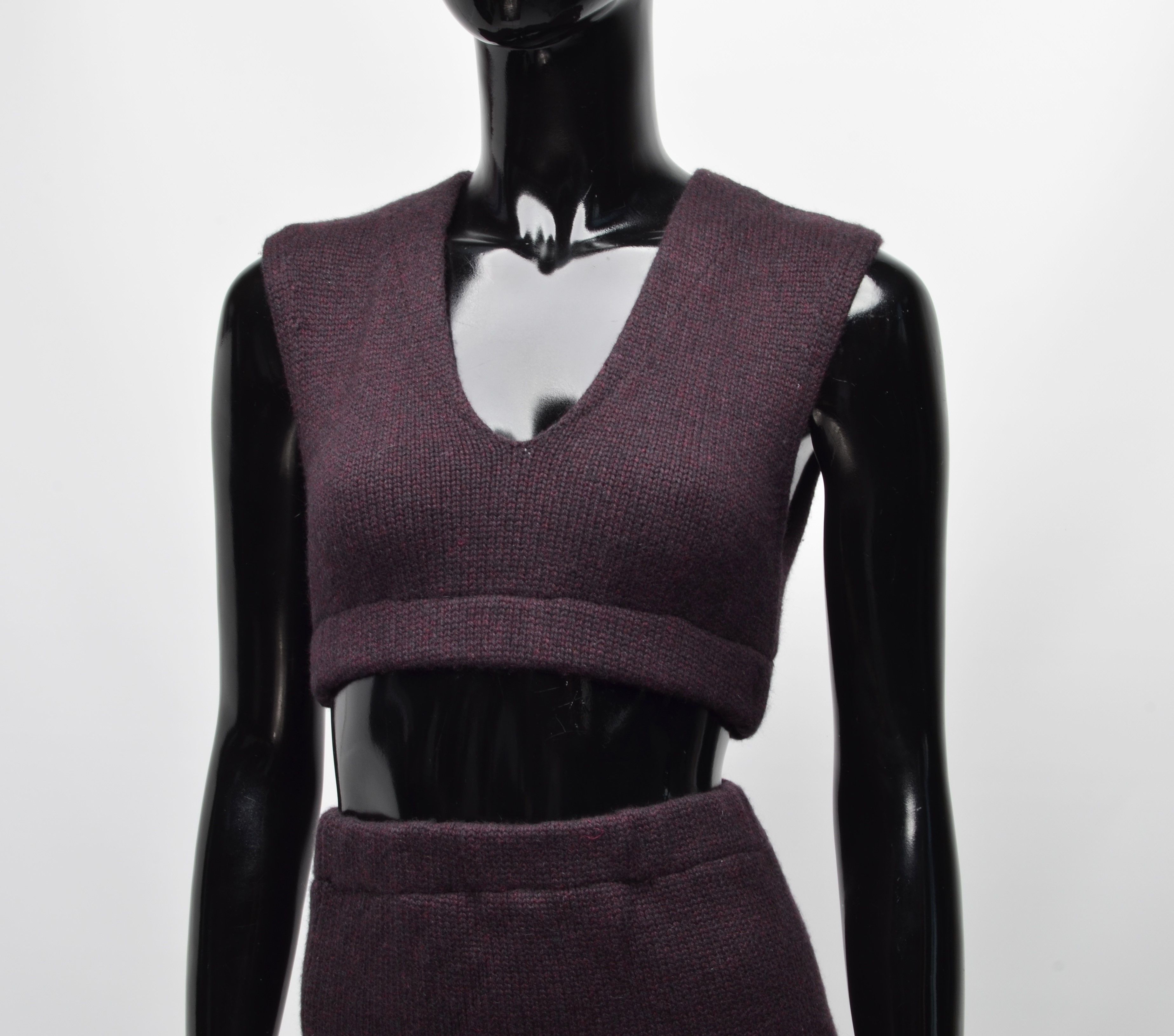 Louis Vuitton Louis Vuitton Cashmere Set Top + Skirt Size M / US 6-8 / IT 42-44 - 2 Thumbnail