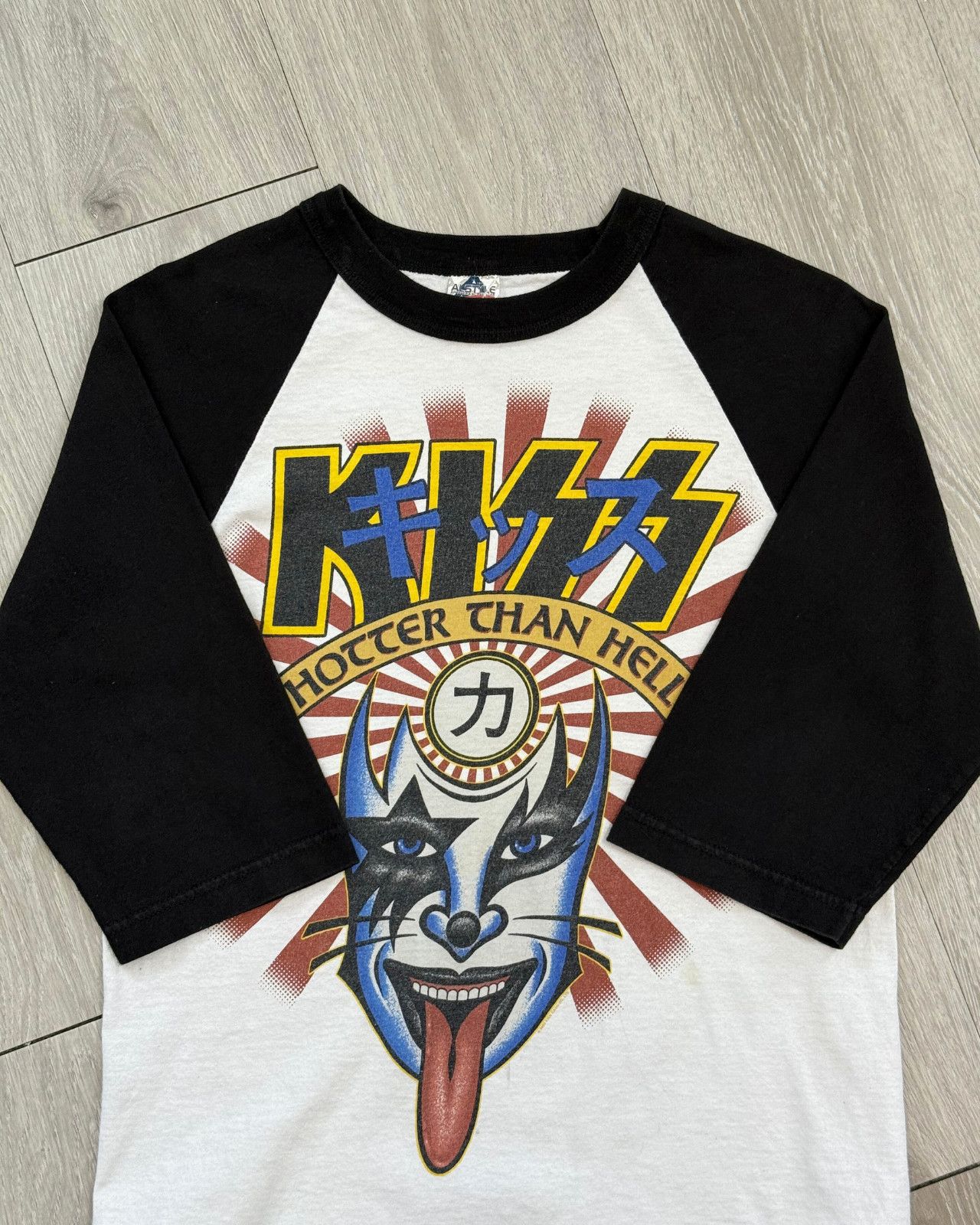 KISS Vintage KISS Hotter Than Hell Raglan 3/4 Sleeve Shirt Small Size US S / EU 44-46 / 1 - 4 Thumbnail