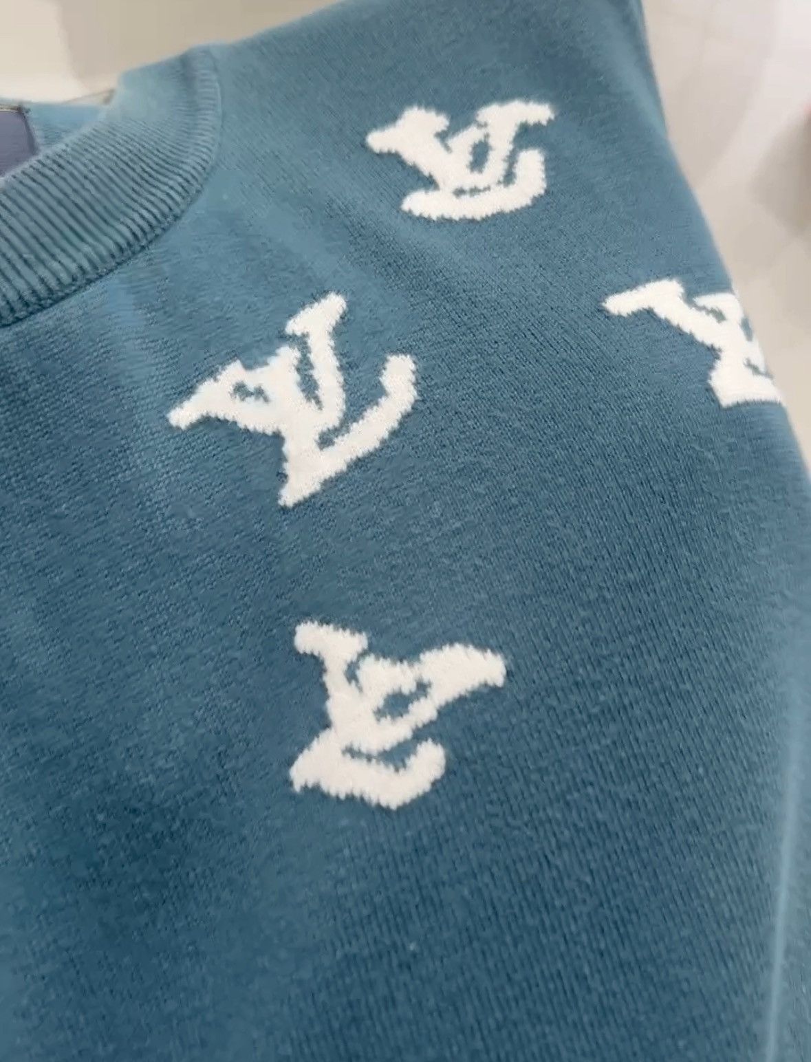 Louis Vuitton Louis Vuitton Pied Piper logo short sleeves 2502-Nextarrow Size US L / EU 52-54 / 3 - 6 Thumbnail