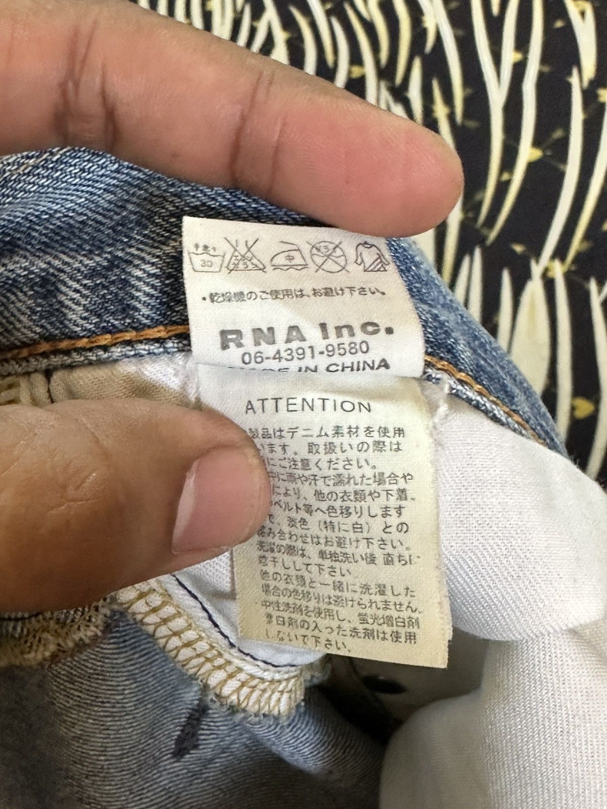 Who Decides War Vintage RNA.Inc Twisted Legs Faded Grunge Denim Size US 31 - 10 Thumbnail