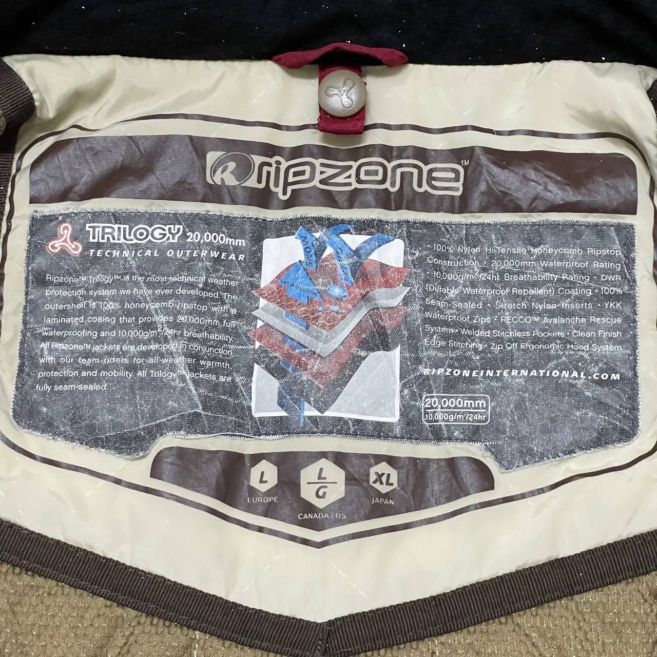 Japanese Brand Vintage Ripzone Technology Trilogy Camo Hooded Jacket Size US L / EU 52-54 / 3 - 17 Thumbnail