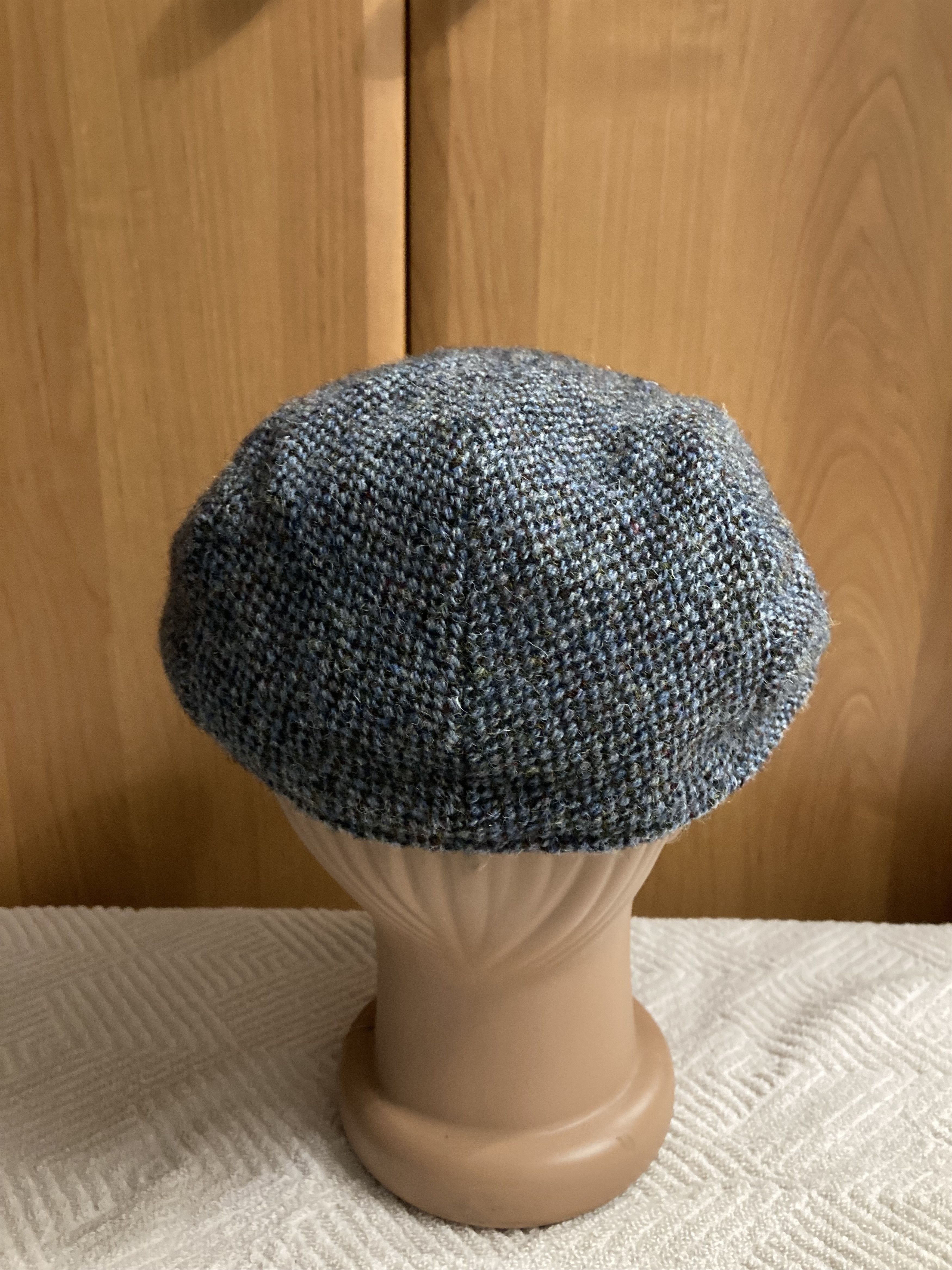 Handmade × Harris Tweed Handwoven Authentic Harris Tweed Men's Flat Cap Size ONE SIZE - 3 Thumbnail