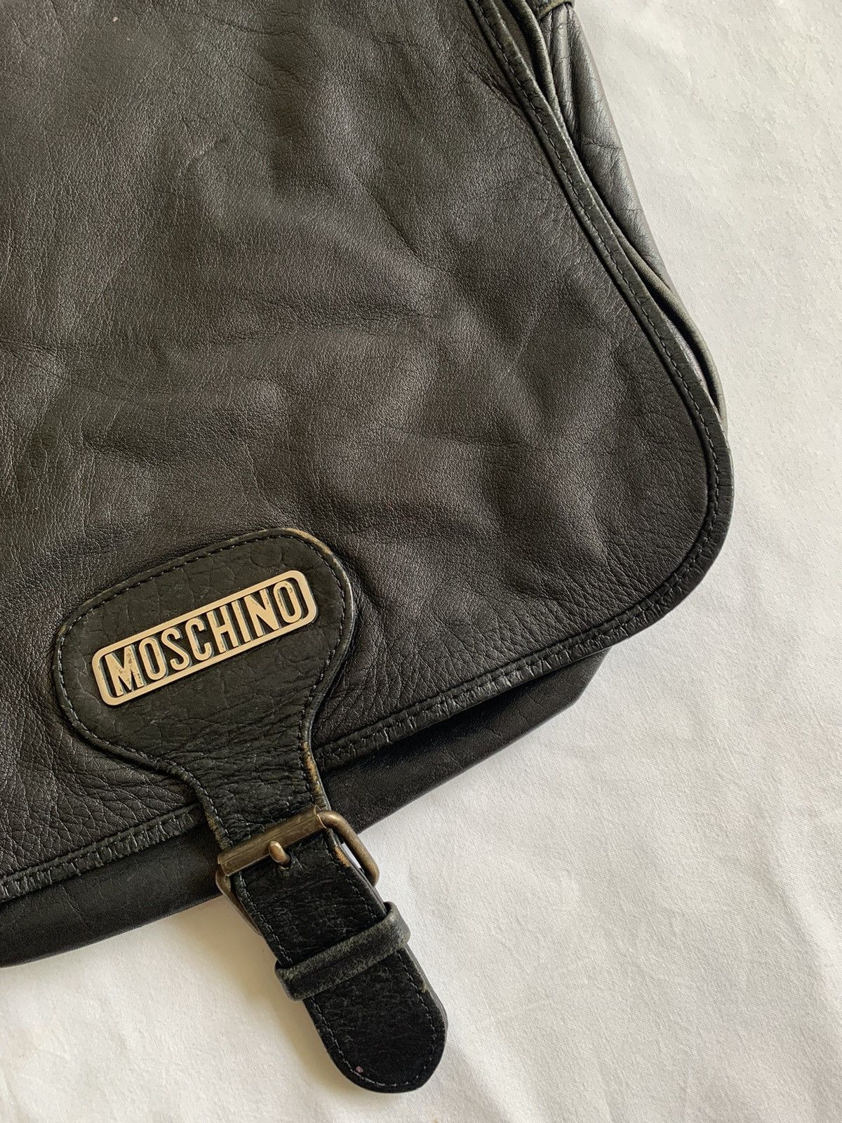 Moschino VINTAGE MOSCHINO BLACK LEATHER SLING BAG Size ONE SIZE - 3 Thumbnail