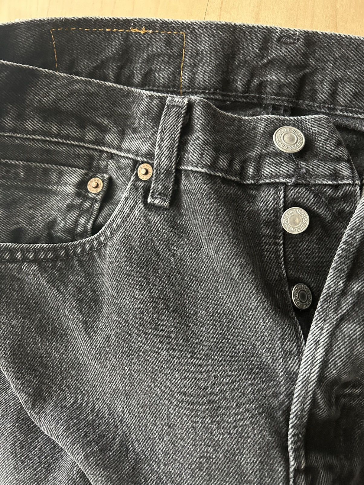 DENIM TEARS × Levi's Denim Tears Metallic Gold Script DT 501 Jeans Size US 30 / EU 46 - 9 Thumbnail