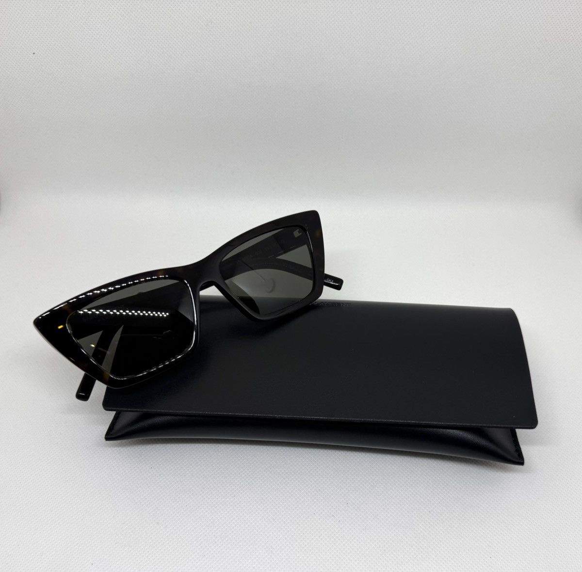 Yves Saint Laurent SAINT LAURENT SL 276 002 Mica sunglasses Size ONE SIZE - 4 Thumbnail