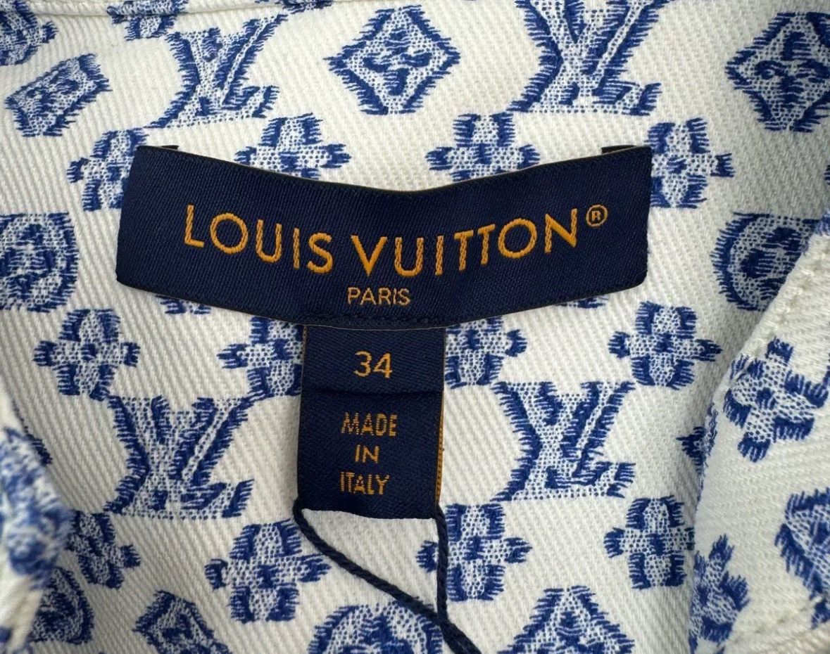 Louis Vuitton Louis Vuitton 24 new blue classic logo leather jacket Size US S / EU 44-46 / 1 - 7 Thumbnail